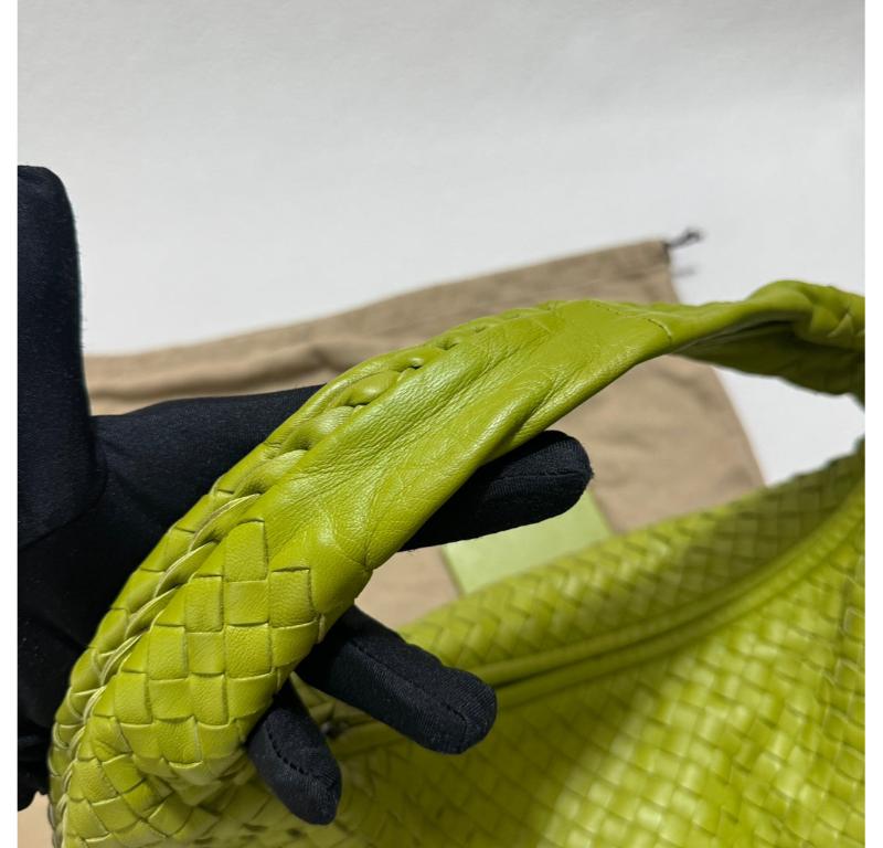 Bottega Veneta Hobo Bag Large Leather Mela Green 47cm 11