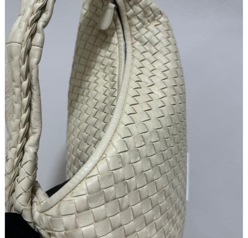 Bottega Veneta Hobo Bag Large Leather Milk White 47cm 12