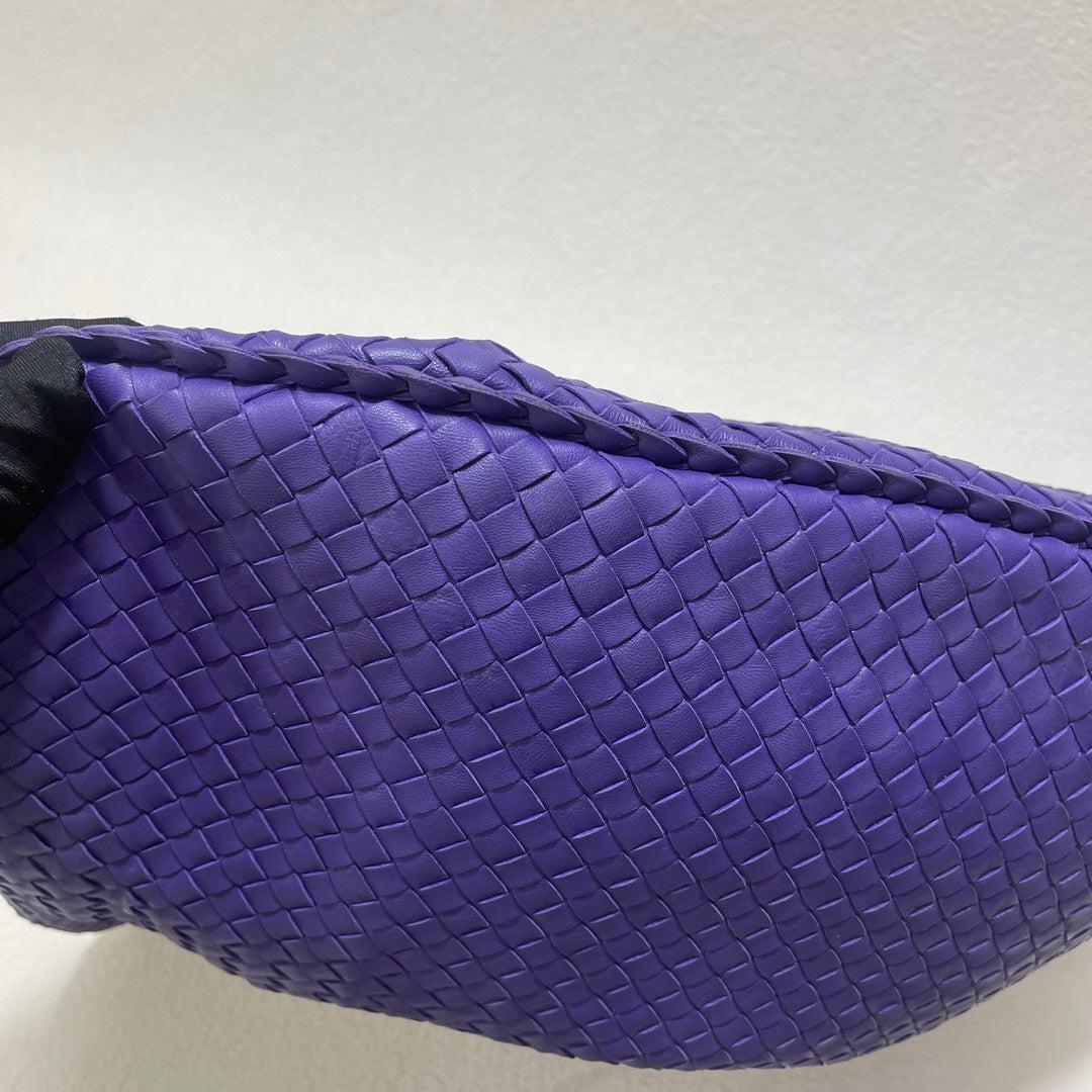 Bottega Veneta Hobo Bag Large Leather Purple 47cm In New Condition In AUBERVILLIERS, FR