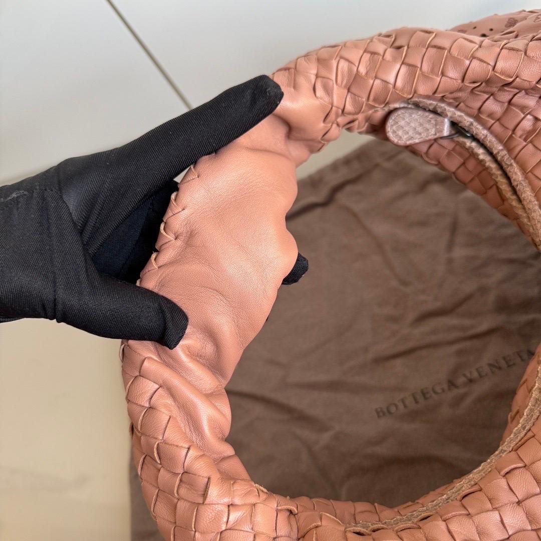Bottega Veneta Hobo Tasche Leder Beige Klein 40cm Schmetterlingsausschnitt im Angebot 7