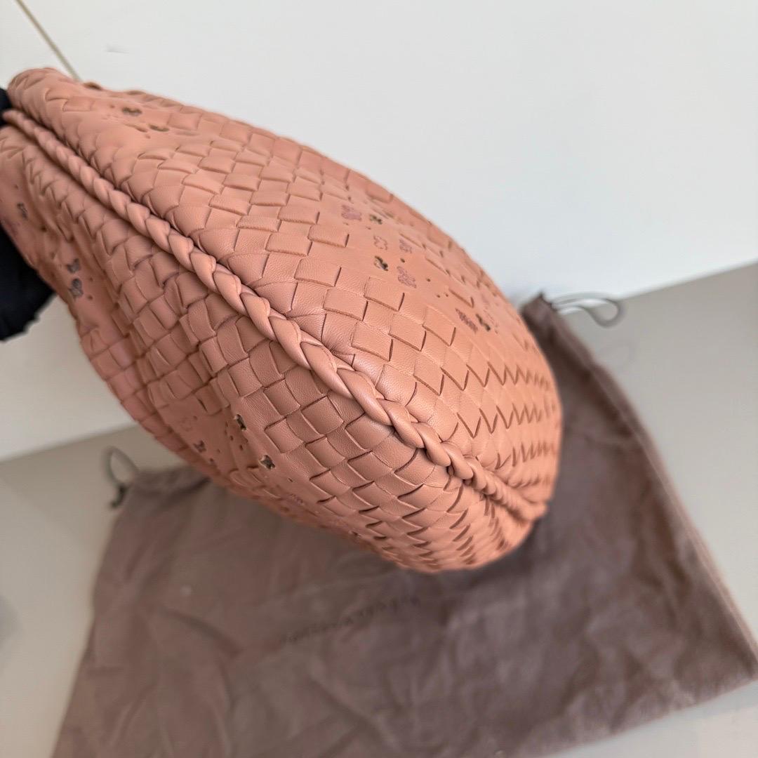 Bottega Veneta Hobo Tasche Leder Beige Klein 40cm Schmetterlingsausschnitt im Angebot 2