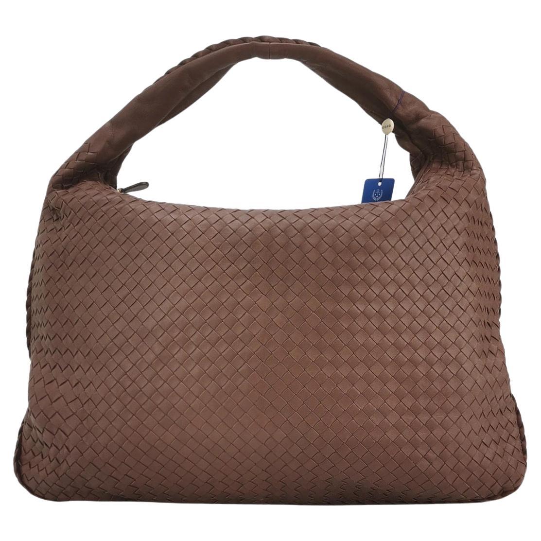 Bottega Veneta Hobo Maxi Chocolate Brown leather 50cm For Sale