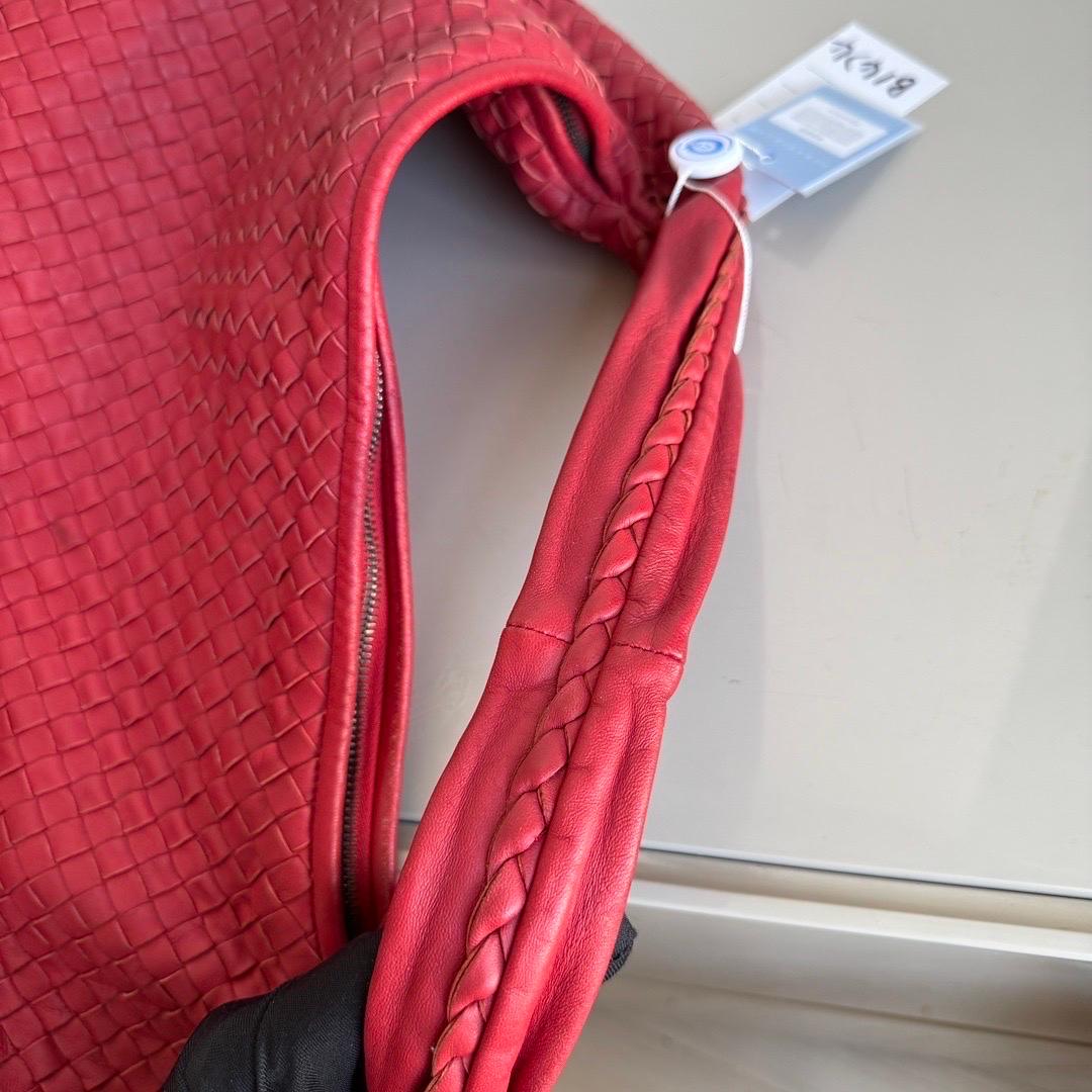 Bottega Veneta Hobo Maxi Dark Red leather 51cm For Sale 8