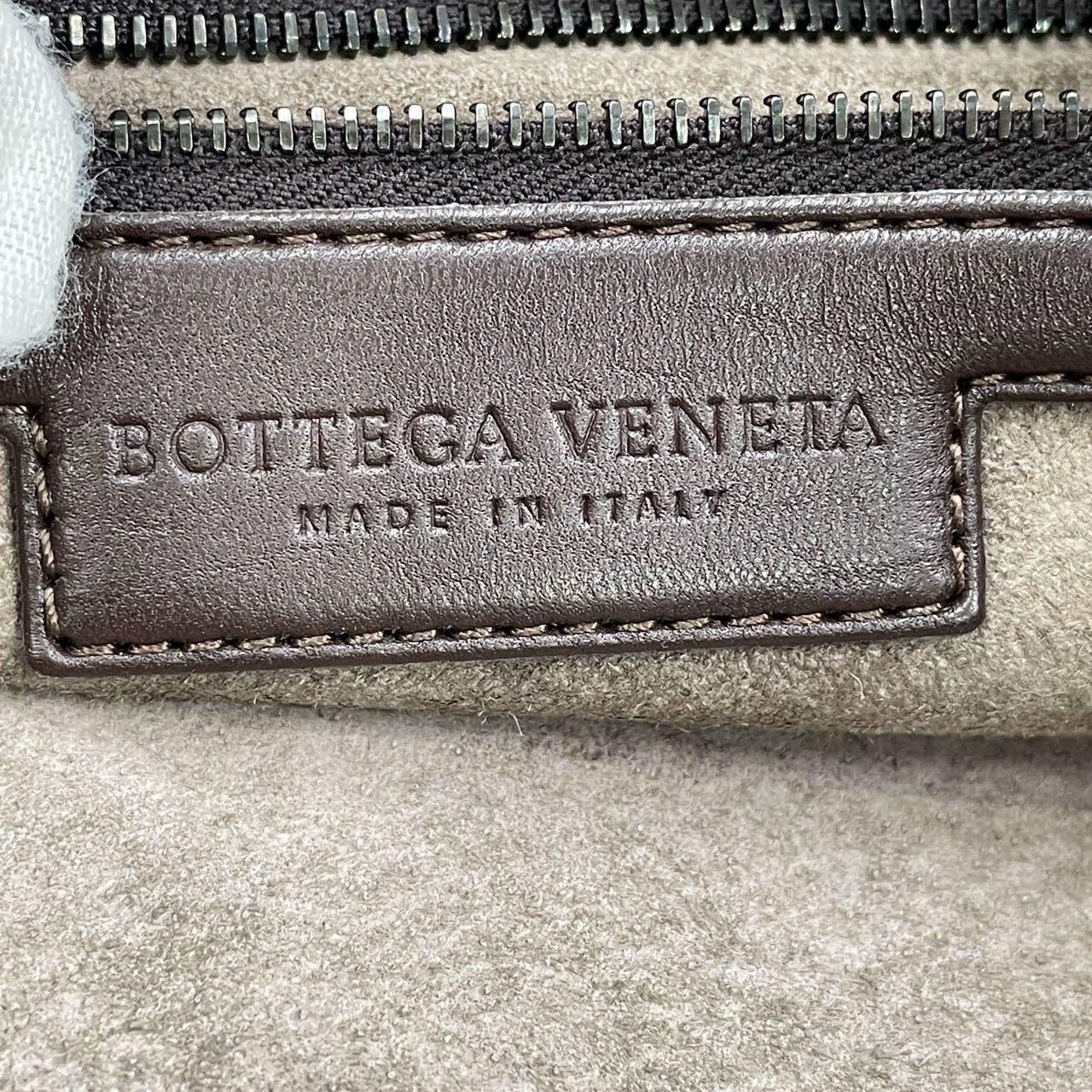 Bottega Veneta HoboMaxi Dark Chocolate Brown leather 51cm 8