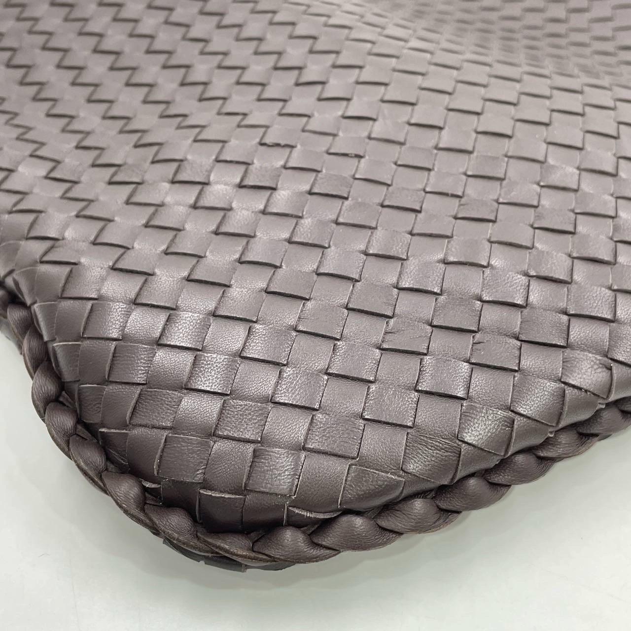 Bottega Veneta HoboMaxi Dark Chocolate Brown leather 51cm 12