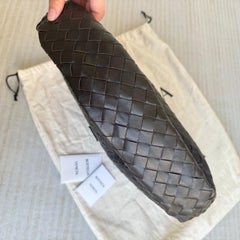 Bottega Veneta Hop Hobo Small Fondant Dark Chocolate Brown Leather 40cm