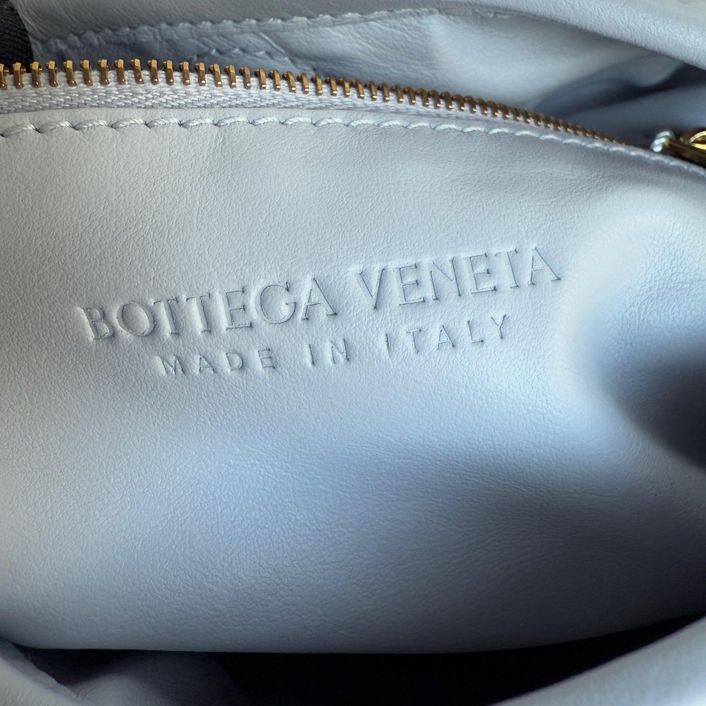 Bottega Veneta Hop Hobo Small Leather Oyster Purple 15
