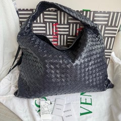 Bottega Veneta Hop Large Leather Navy Hobo Bag 55cm