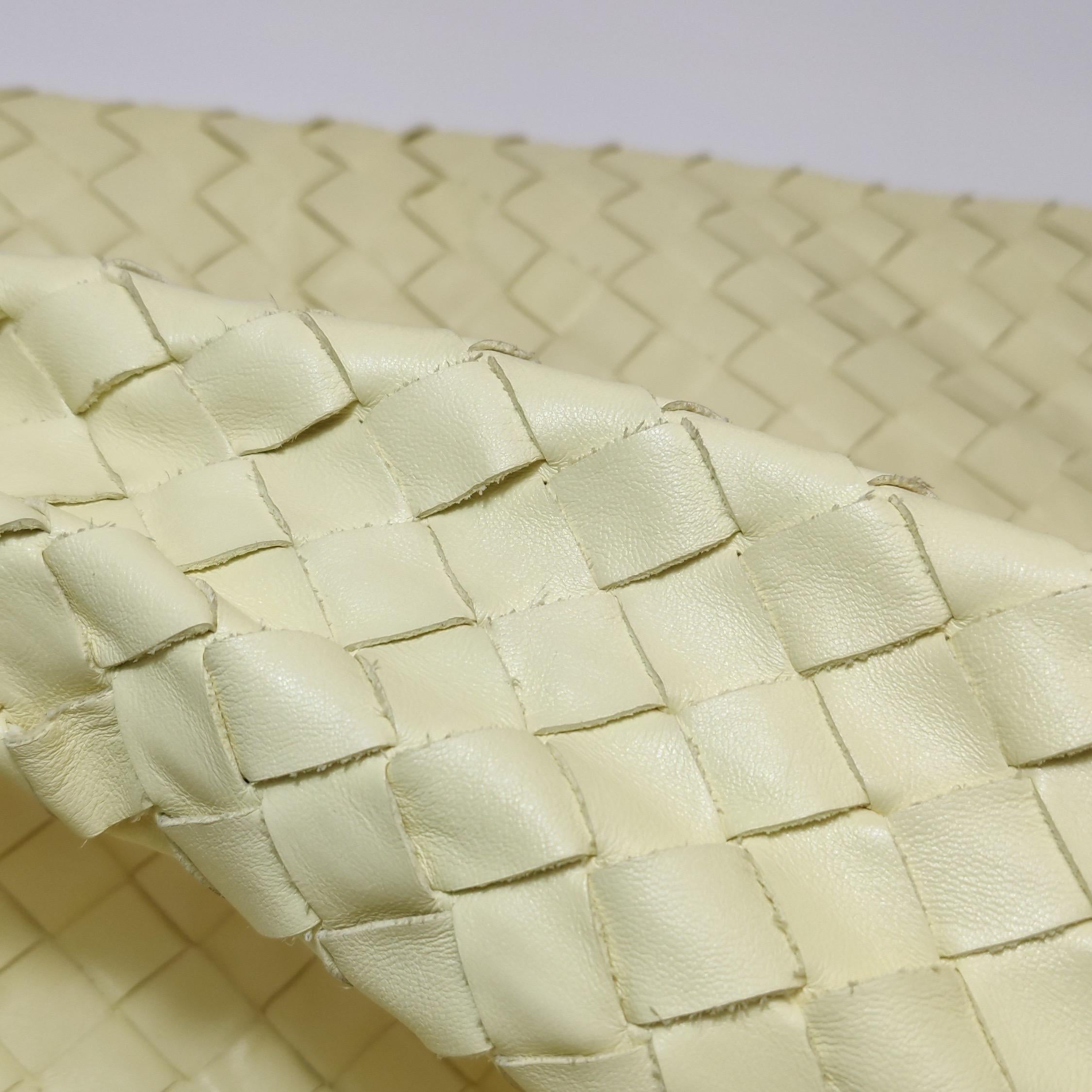 Bottega Veneta Hop Large Borsa Hobo in pelle giallo crema chiaro in vendita 12