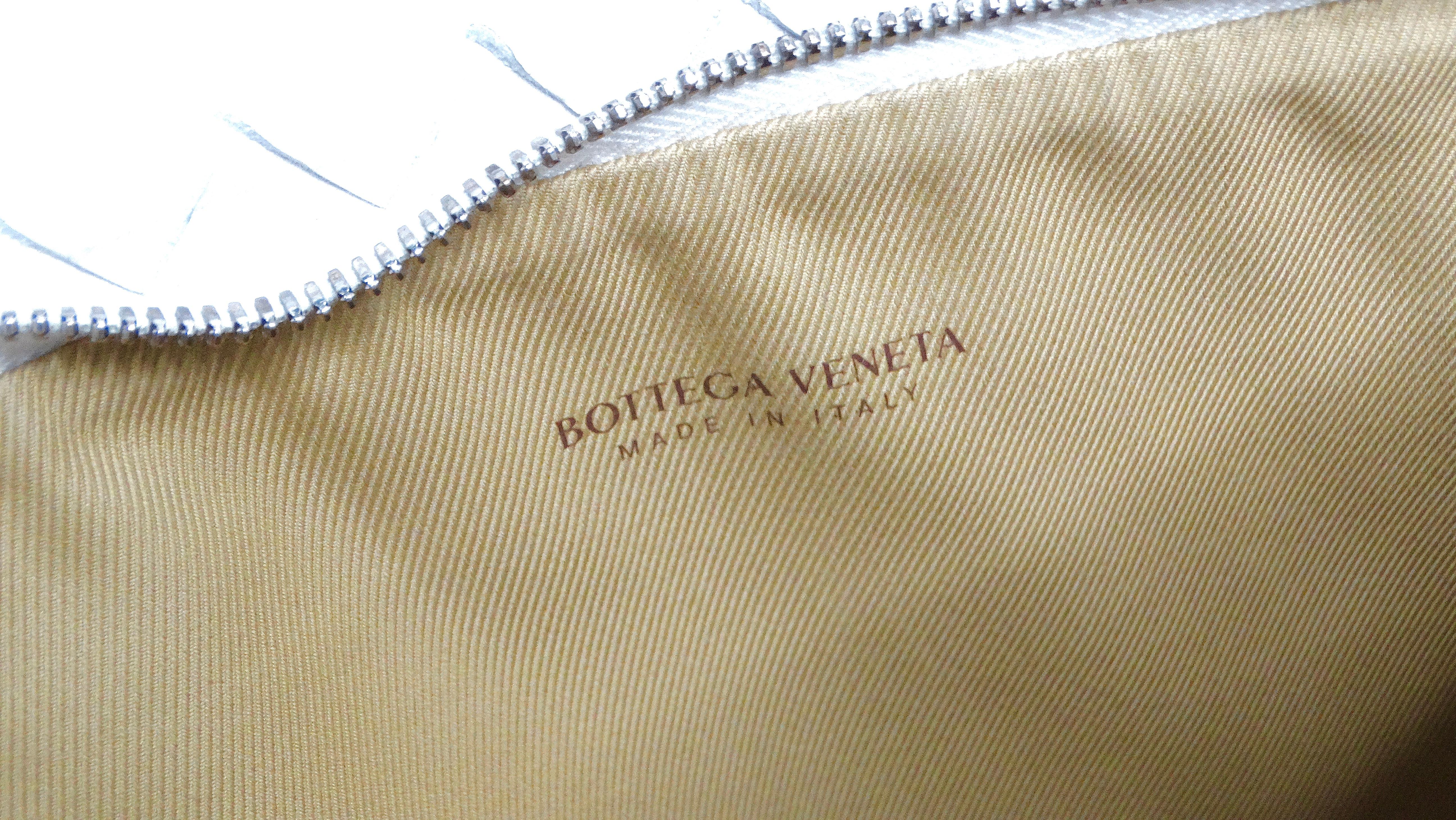 Bottega Veneta Intrecciato Agate Leather Wrist Pouch For Sale 2