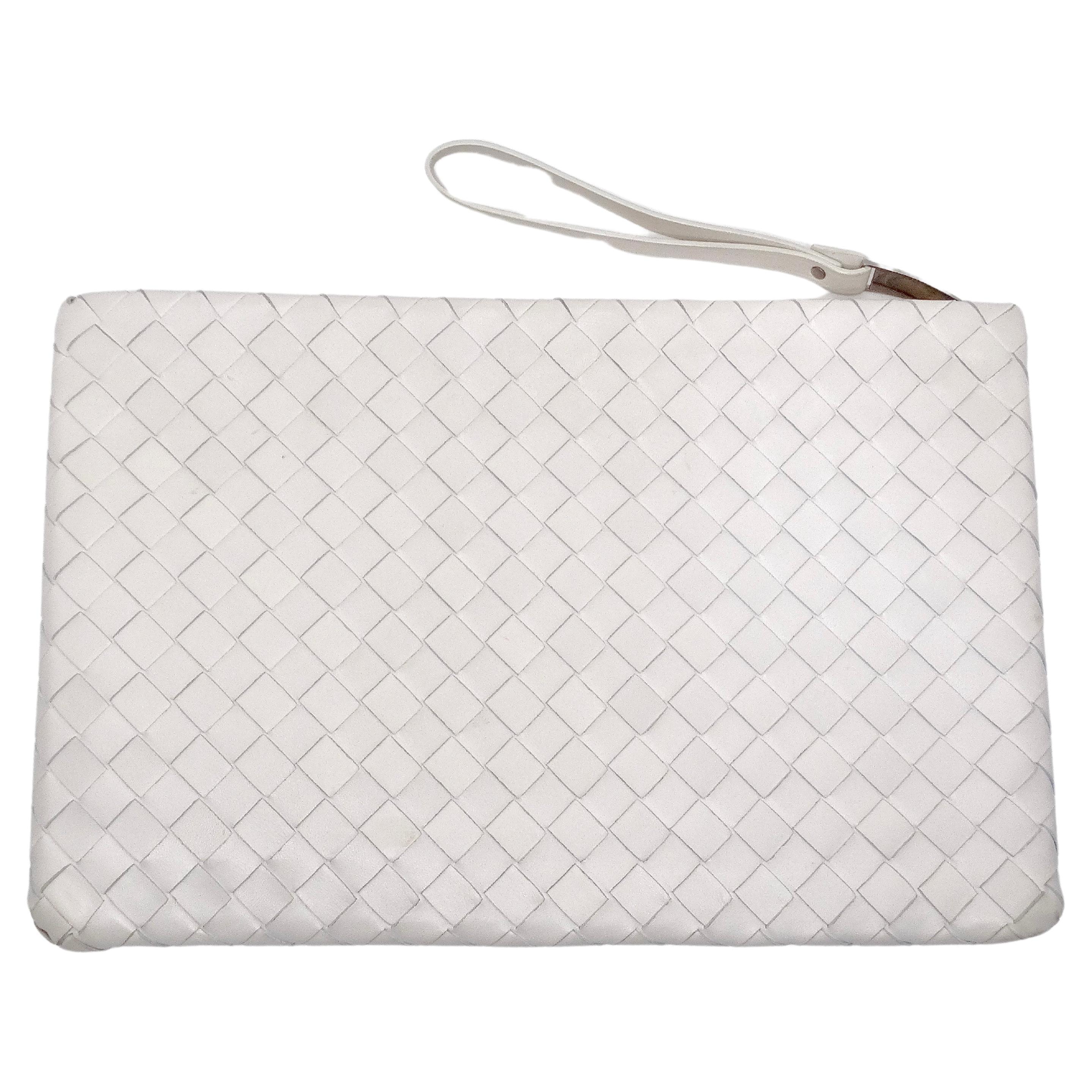 Bottega Veneta Intrecciato Agate Leather Wrist Pouch For Sale