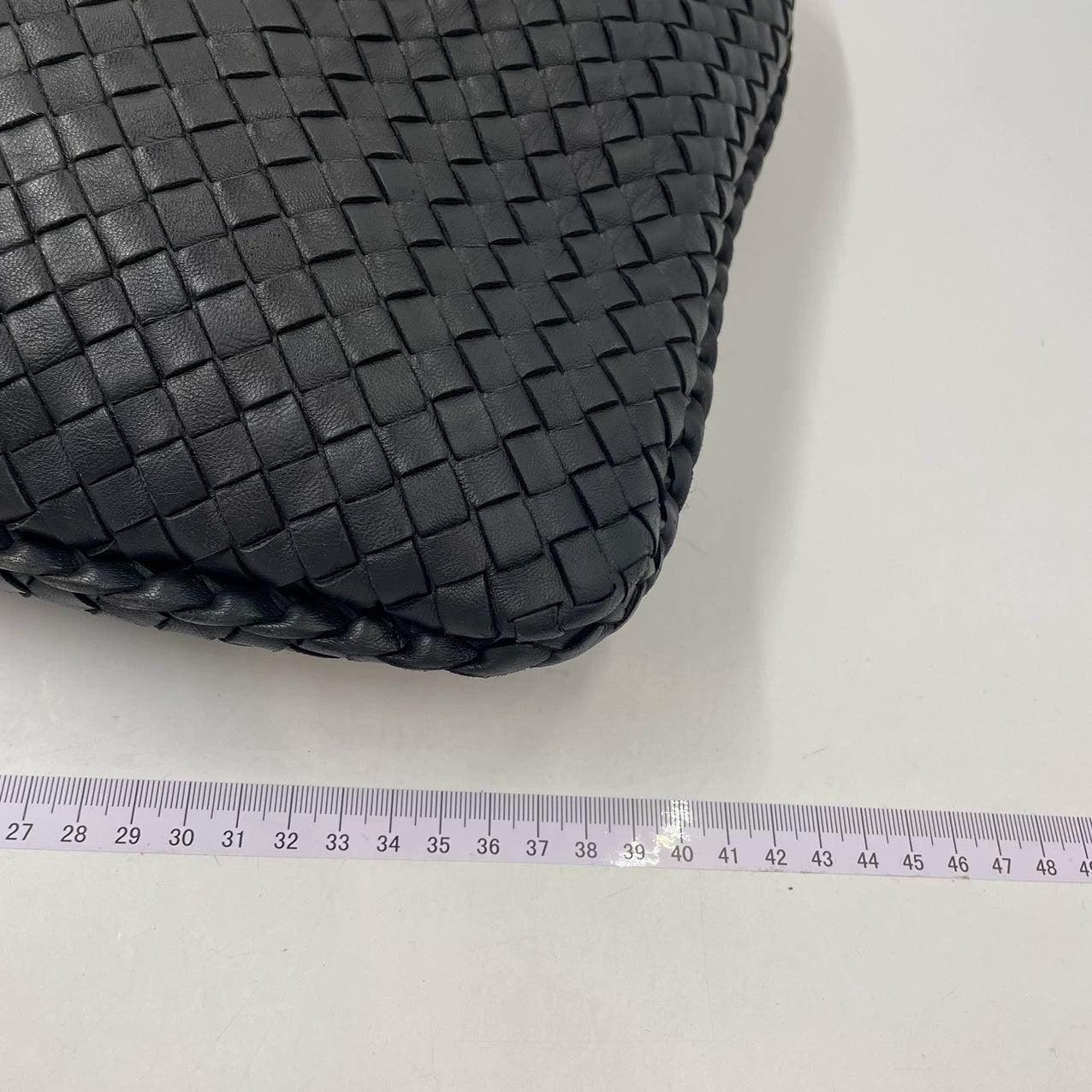 Bottega Veneta Intrecciato Hobo Bag Medium Black Lambskin leather 45cm 8