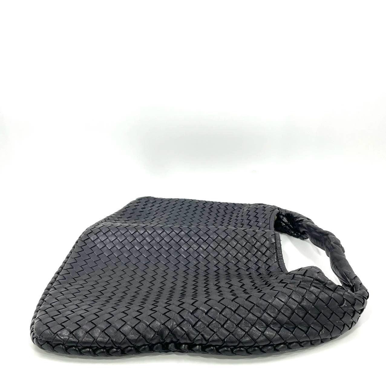 Bottega Veneta Bolso Hobo Intrecciato Mediano Piel de cordero negra 45cm Negro en venta