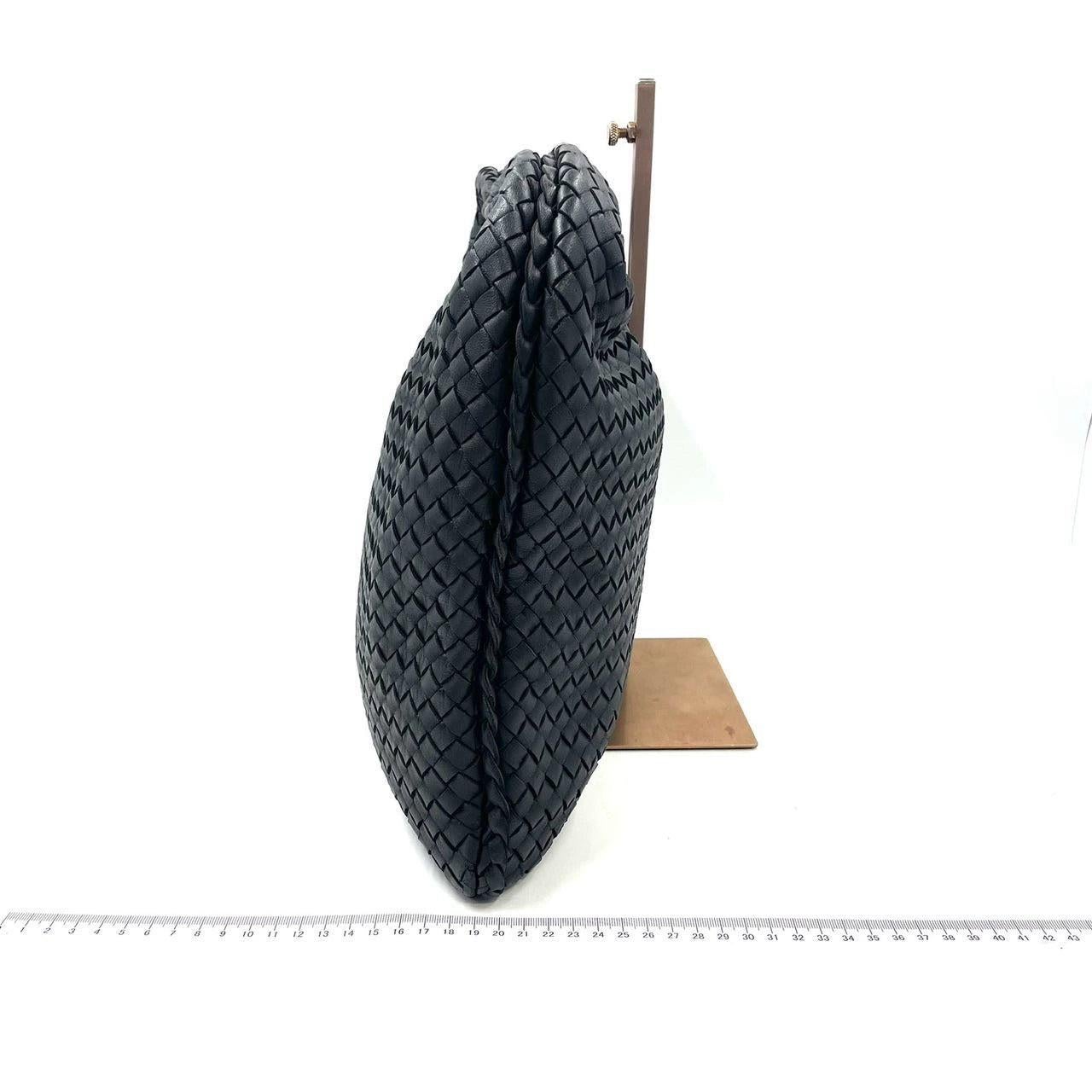 Bottega Veneta Intrecciato Hobo Bag Medium Black Lambskin leather 45cm 2