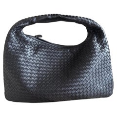 Bottega Veneta Intrecciato Hobo Bag Medium Black Lambskin leather 45cm