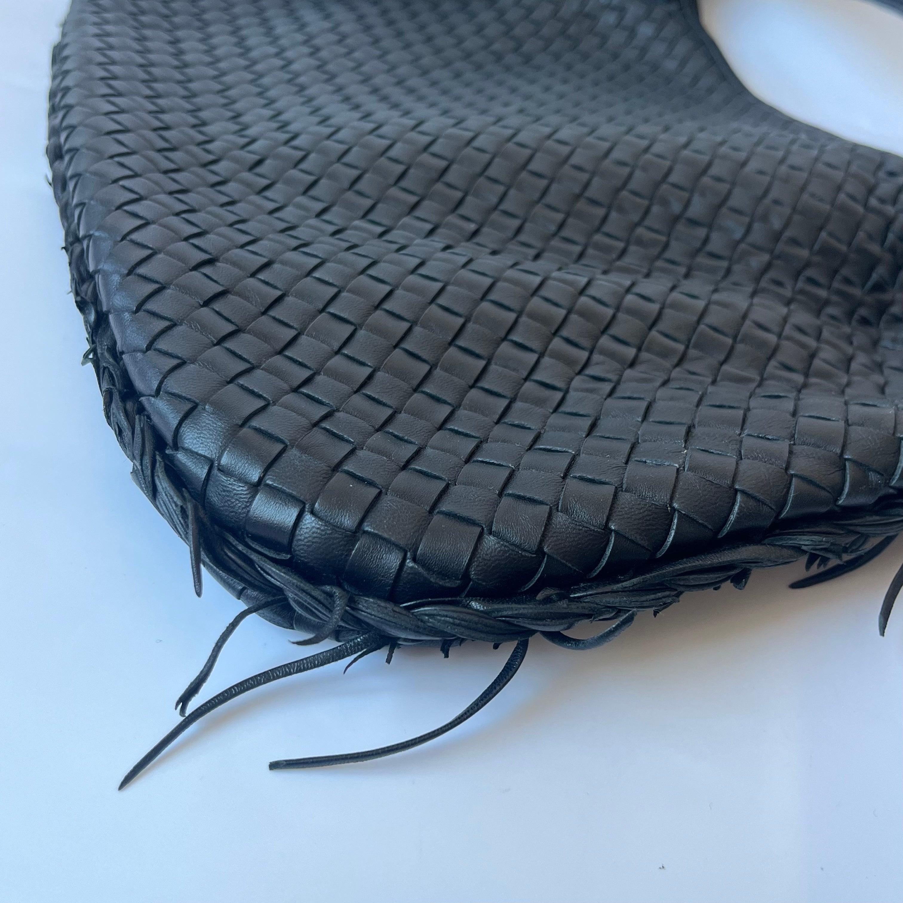 Bottega Veneta Bolso Hobo Intrecciato Mediano Piel de cordero negra 48cm en venta 5