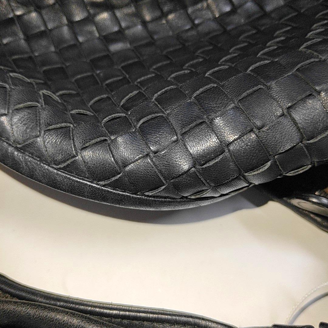 Bottega Veneta Bolso Hobo Intrecciato Mediano Piel de cordero negra 48cm 7