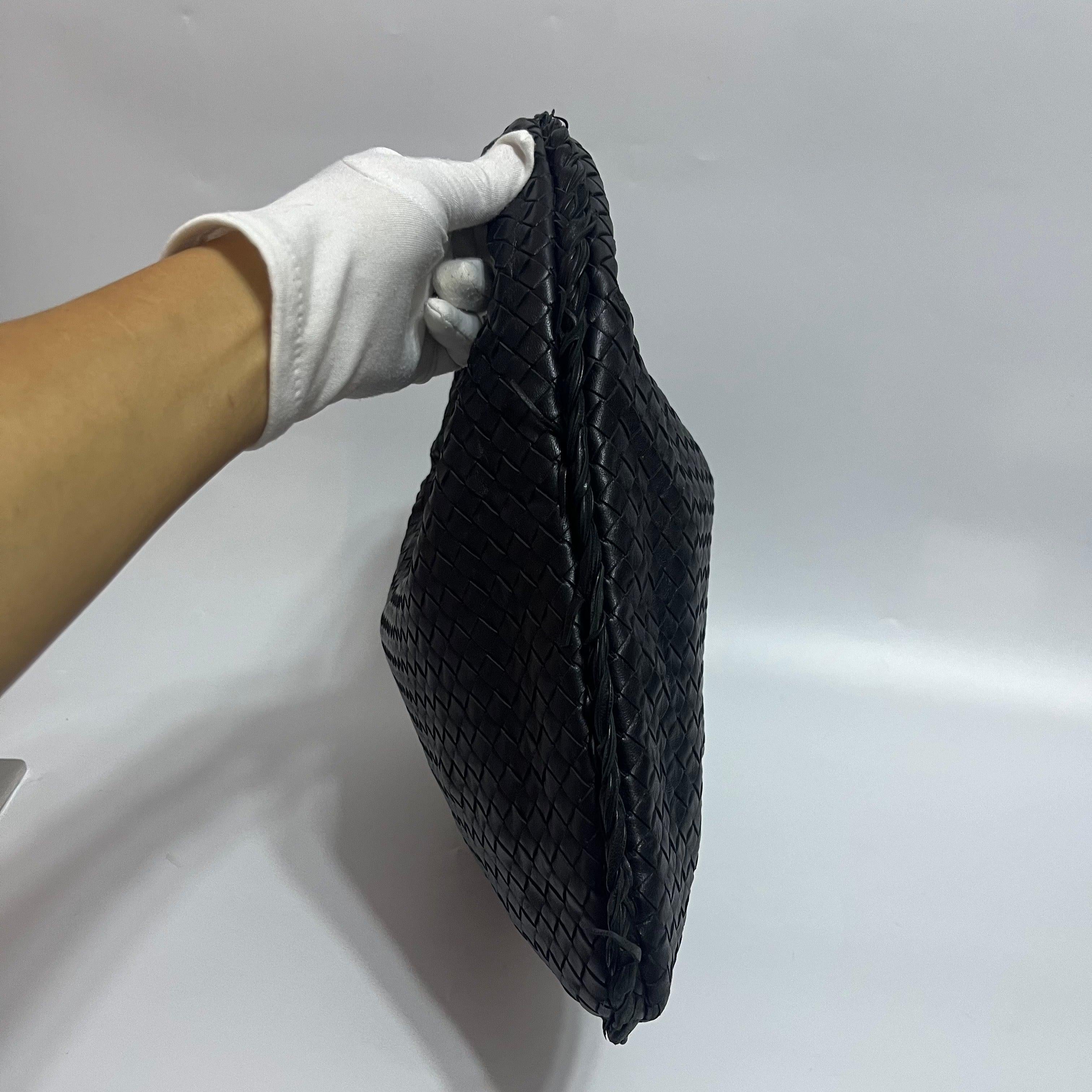 Bottega Veneta Bolso Hobo Intrecciato Piel Negro Mediano 47cm en venta 1