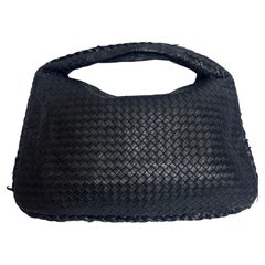 Bottega Veneta Intrecciato Hobo Bag Medium Black Leather 47cm