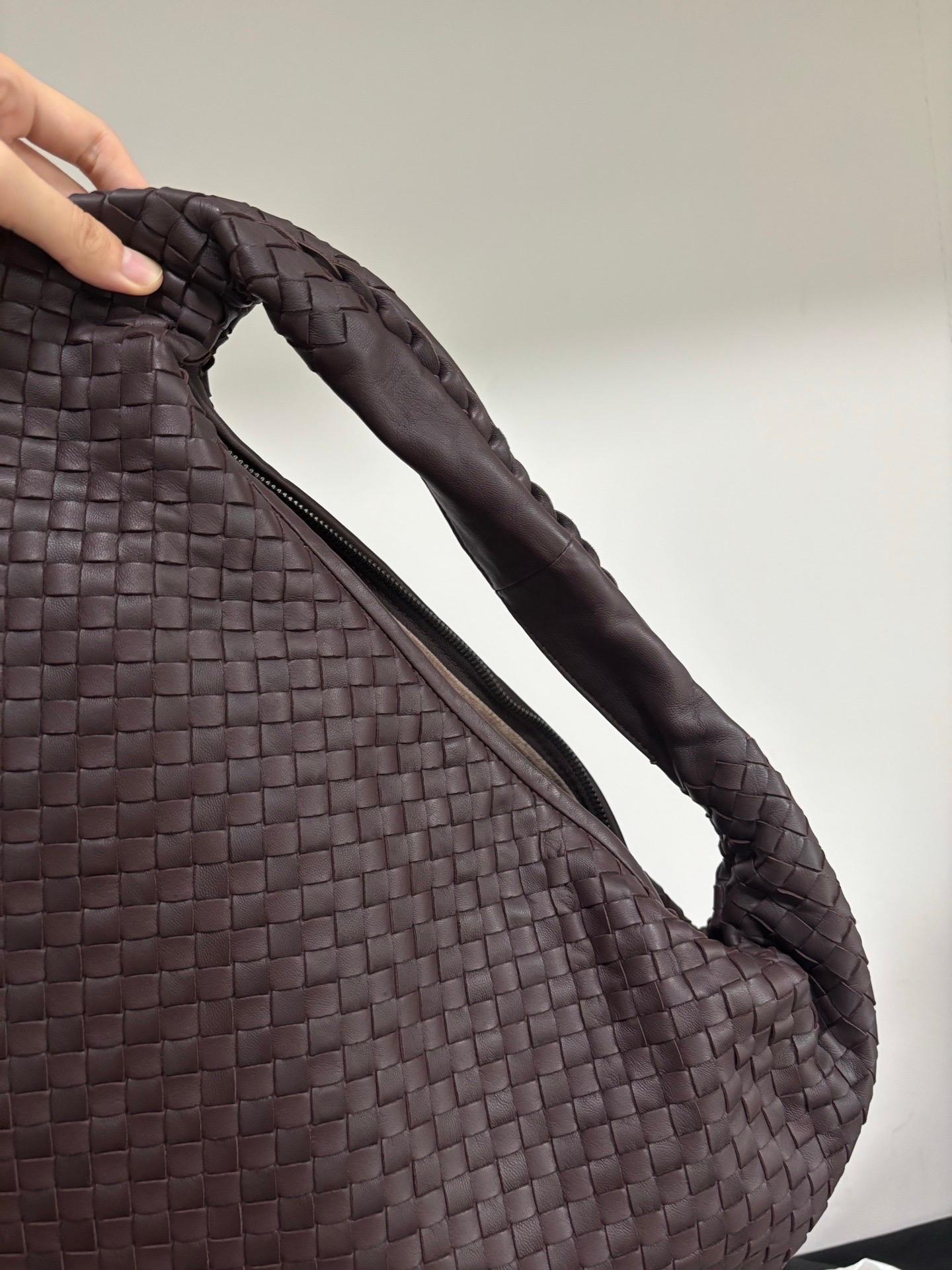 Bottega Veneta Intrecciato Hobo Bag Medium Brown Lambskin leather 40cm 5