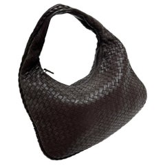 Bottega Veneta Intrecciato Hobo Bag Medium Brown Lambskin leather 40cm