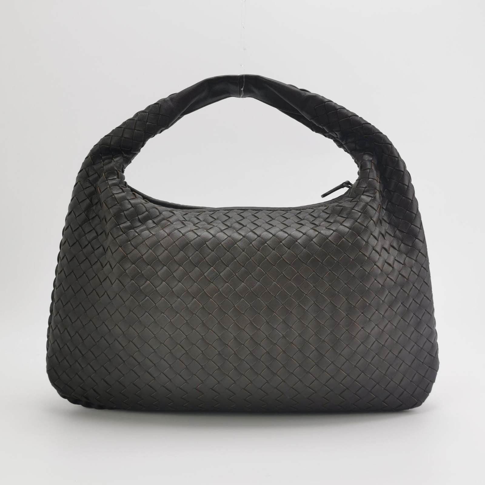 Bottega Veneta Intrecciato Hobo Bag Medium Chocolate Brown Lambskin leather 40cm 1