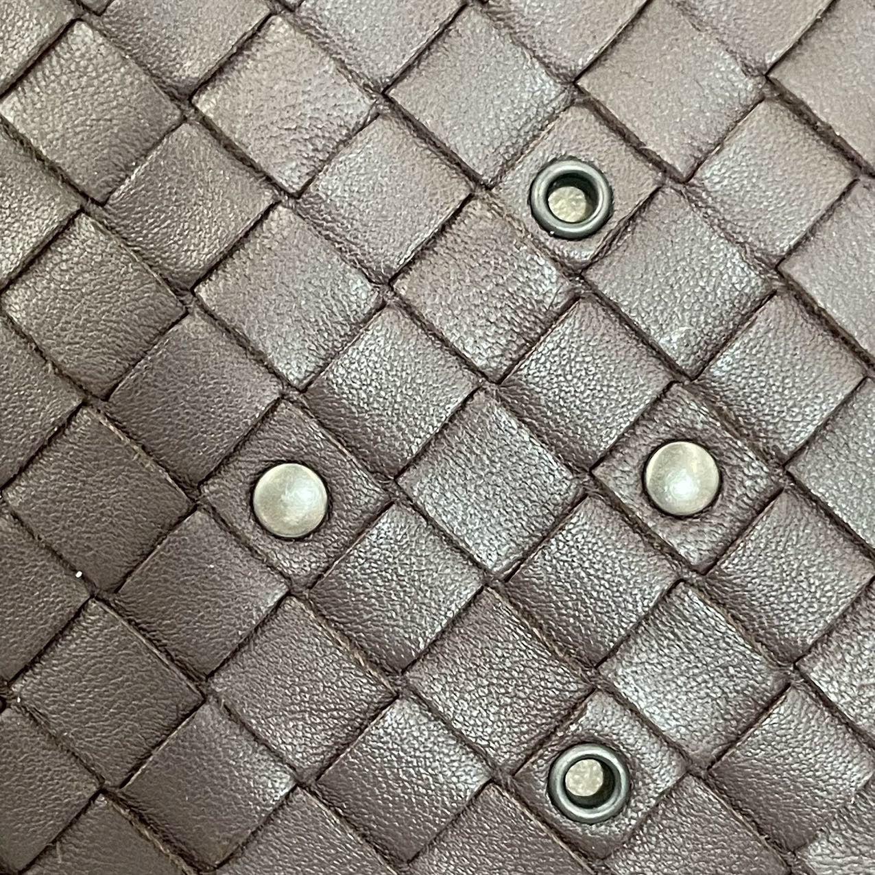 Bottega Veneta Intrecciato Hobo Medium Dark Brown leather with Metal Studs 40cm For Sale 9