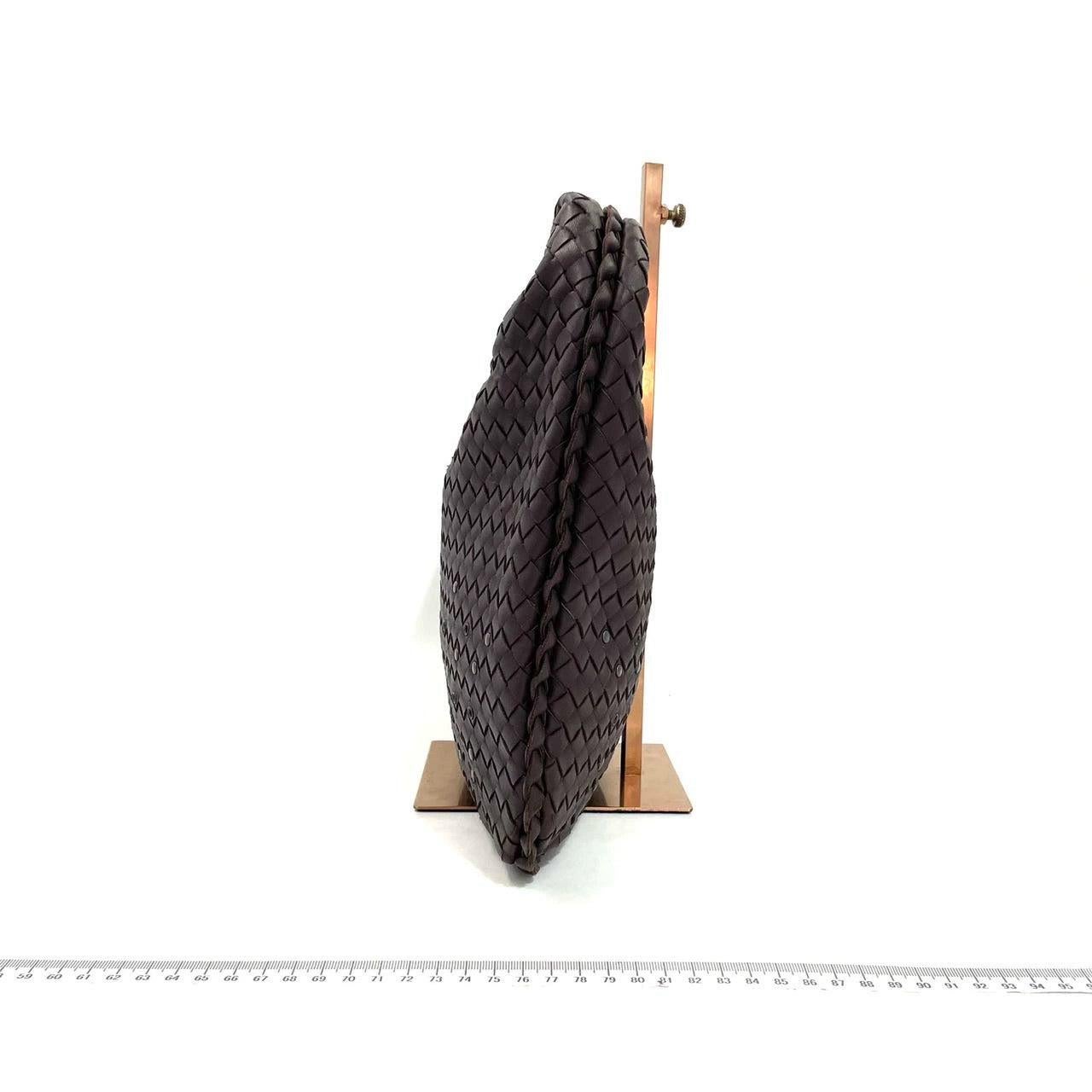 Bottega Veneta Intrecciato Hobo Medium Dark Brown leather with Metal Studs 40cm For Sale 3