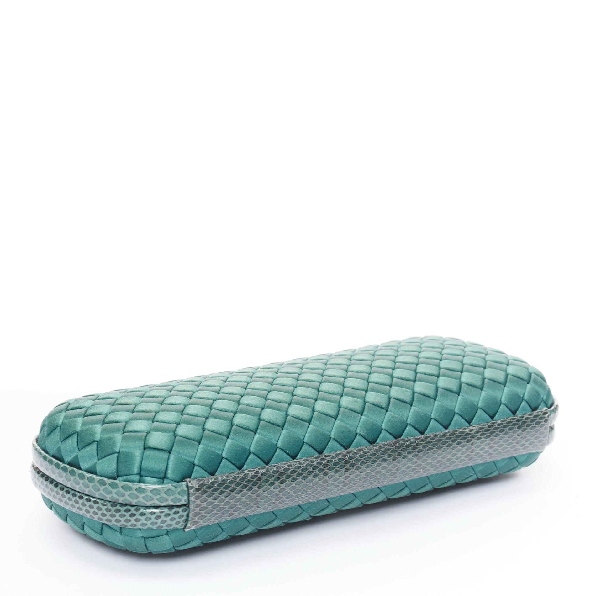 Women's BOTTEGA VENETA Intrecciato Knot green satin woven ayers trim box clutch