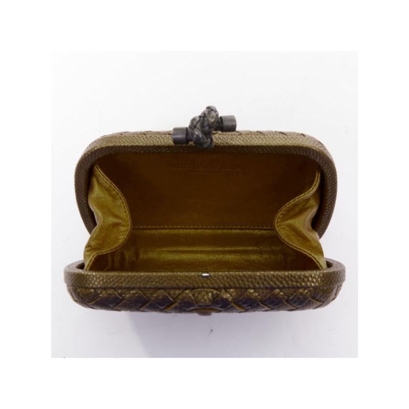 BOTTEGA VENETA Intrecciato Knot Metallic Bronze gewebtes Ayers Leder Box Clutch im Angebot 3
