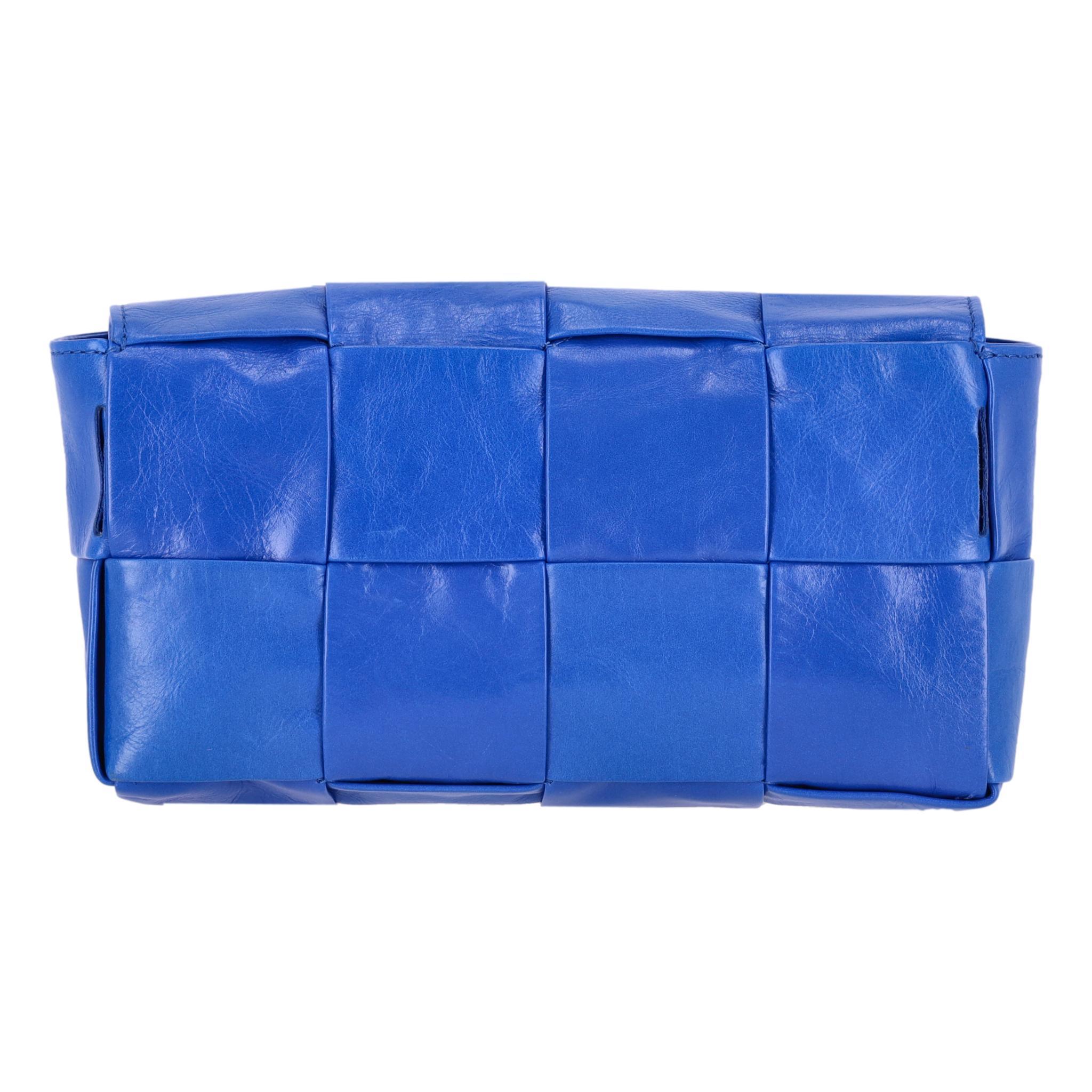 Riñonera de piel Bottega Veneta Intrecciato en Excelente estado para la venta en London, GB