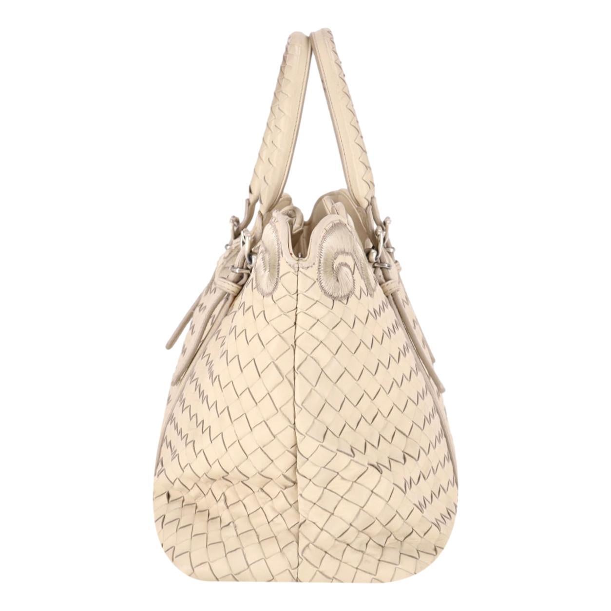White Bottega Veneta Intrecciato Leather Embroidered Trim Tote Bag For Sale