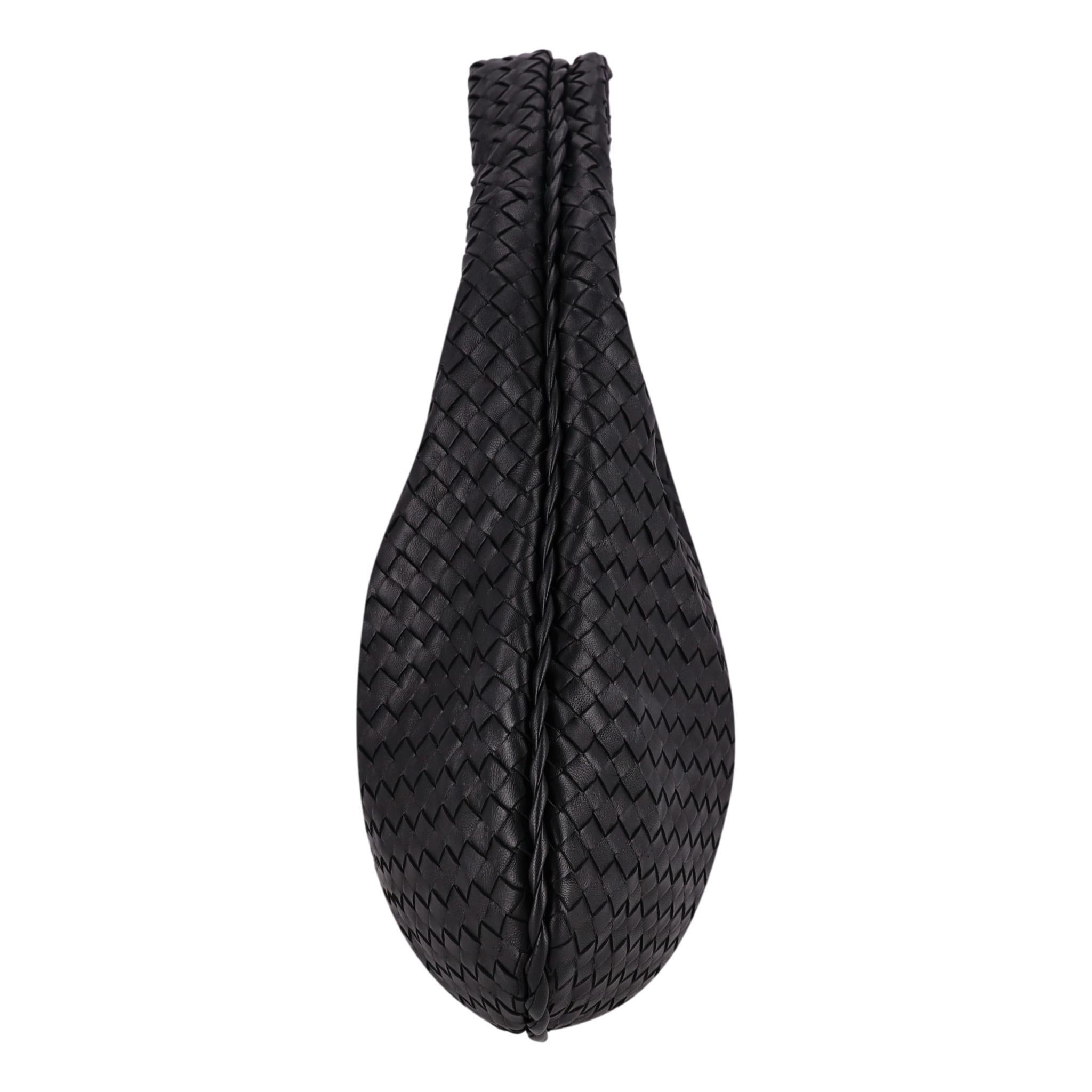 Sac hobo en cuir Bottega Veneta Intrecciato Excellent état - En vente à London, GB