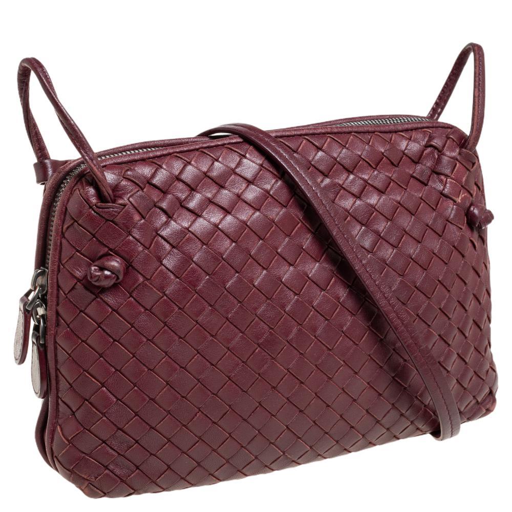 Bottega Veneta Intrecciato Leather Nodini Crossbody Bag In Good Condition In Dubai, Al Qouz 2