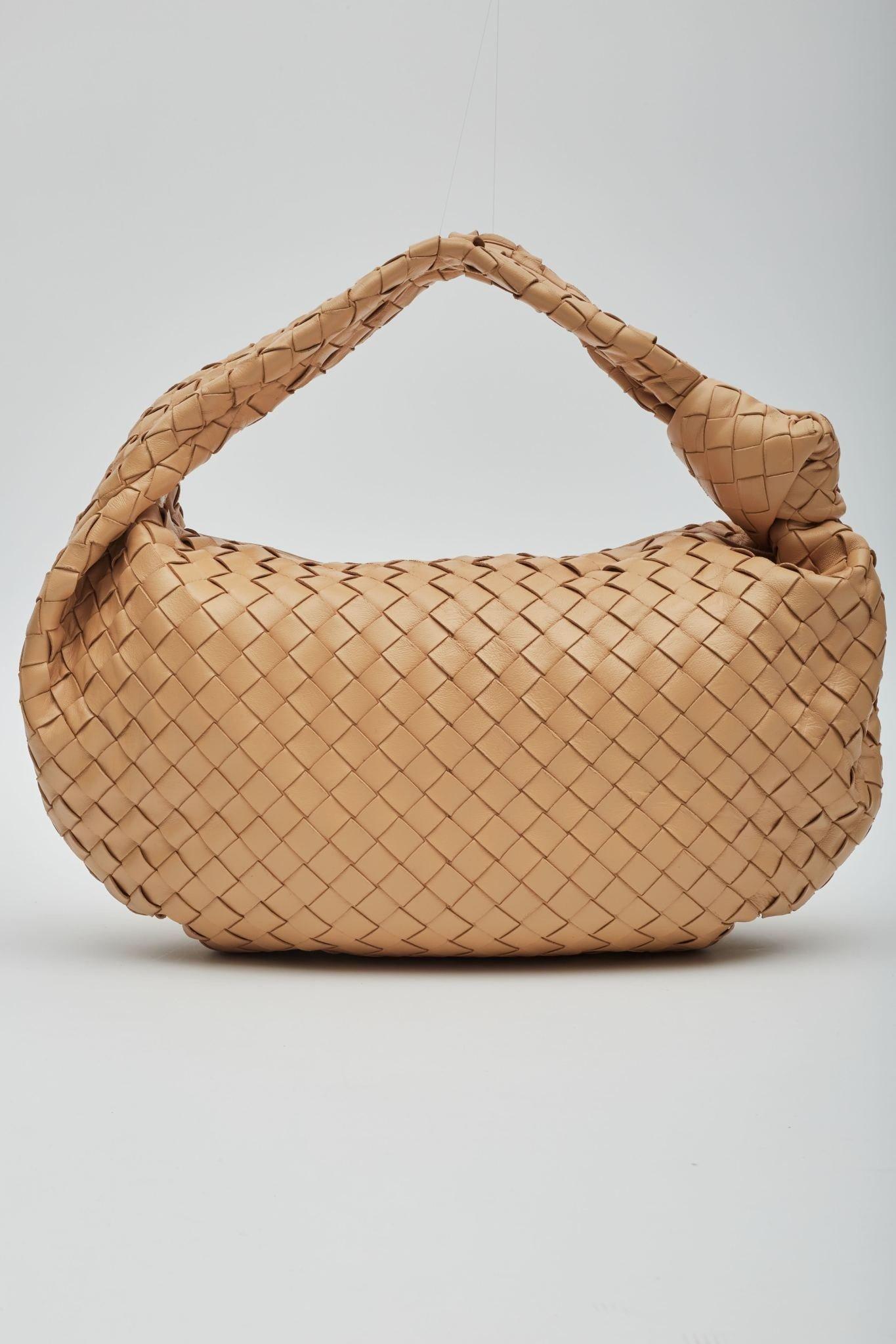 Bottega Veneta Intrecciato Leather Nude Jodie Small In Good Condition In Montreal, Quebec