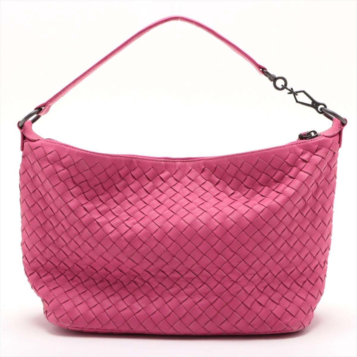Bottega Veneta Intrecciato Leather Shoulder Bag Pink In Good Condition In Humacao, PR