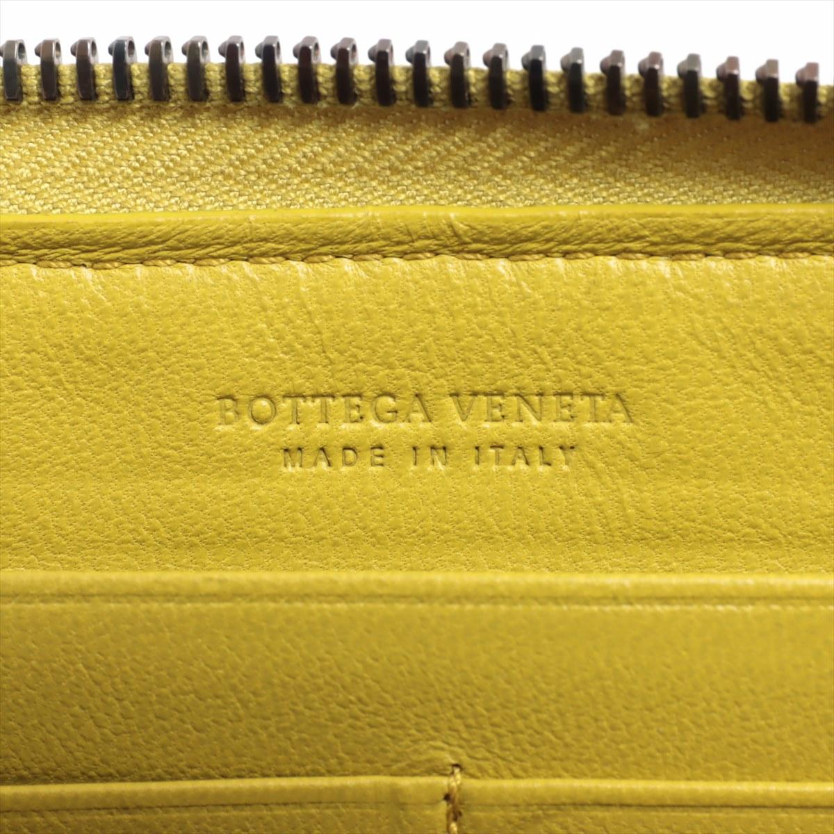 Bottega Veneta Intrecciato Leather Zippy Wallet Yellow Gold For Sale 6