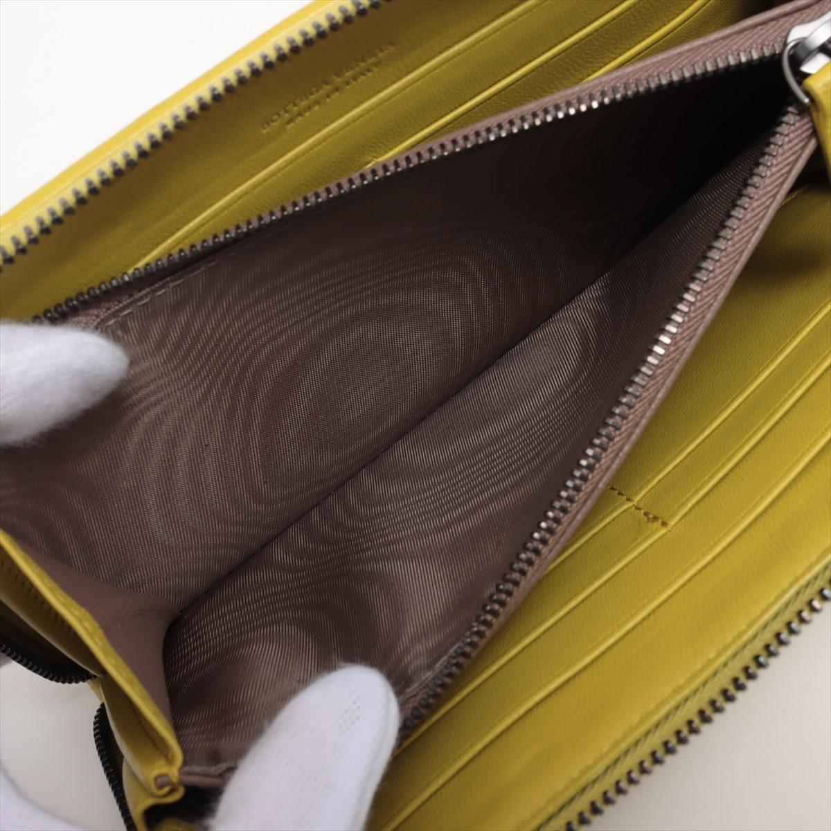 Bottega Veneta Intrecciato Leather Zippy Wallet Yellow Gold For Sale 5