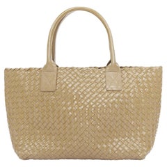 BOTTEGA VENETA Intrecciato Nappa Medium Cabat woven shopper tote bag