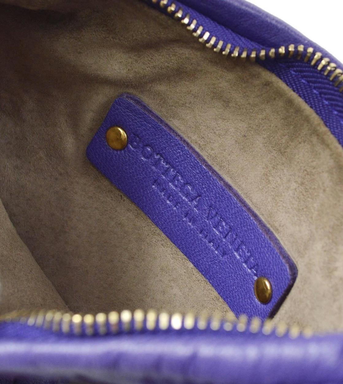 Bottega Veneta Intrecciato Purple Leather Small Mini Top Handle Pochette Bag In Good Condition In Chicago, IL