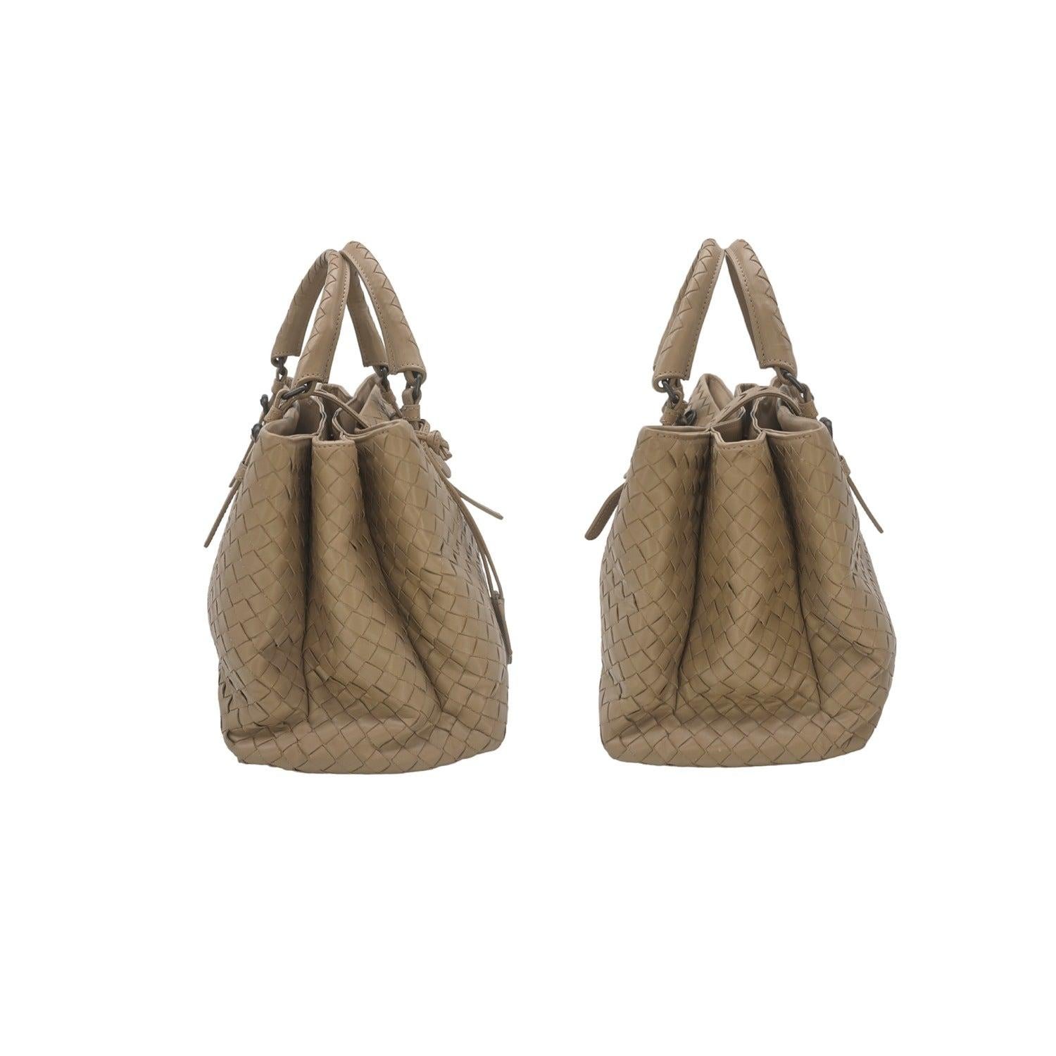 Bottega Veneta Intrecciato Roma Small Top Handle Bag In Good Condition For Sale In Scottsdale, AZ