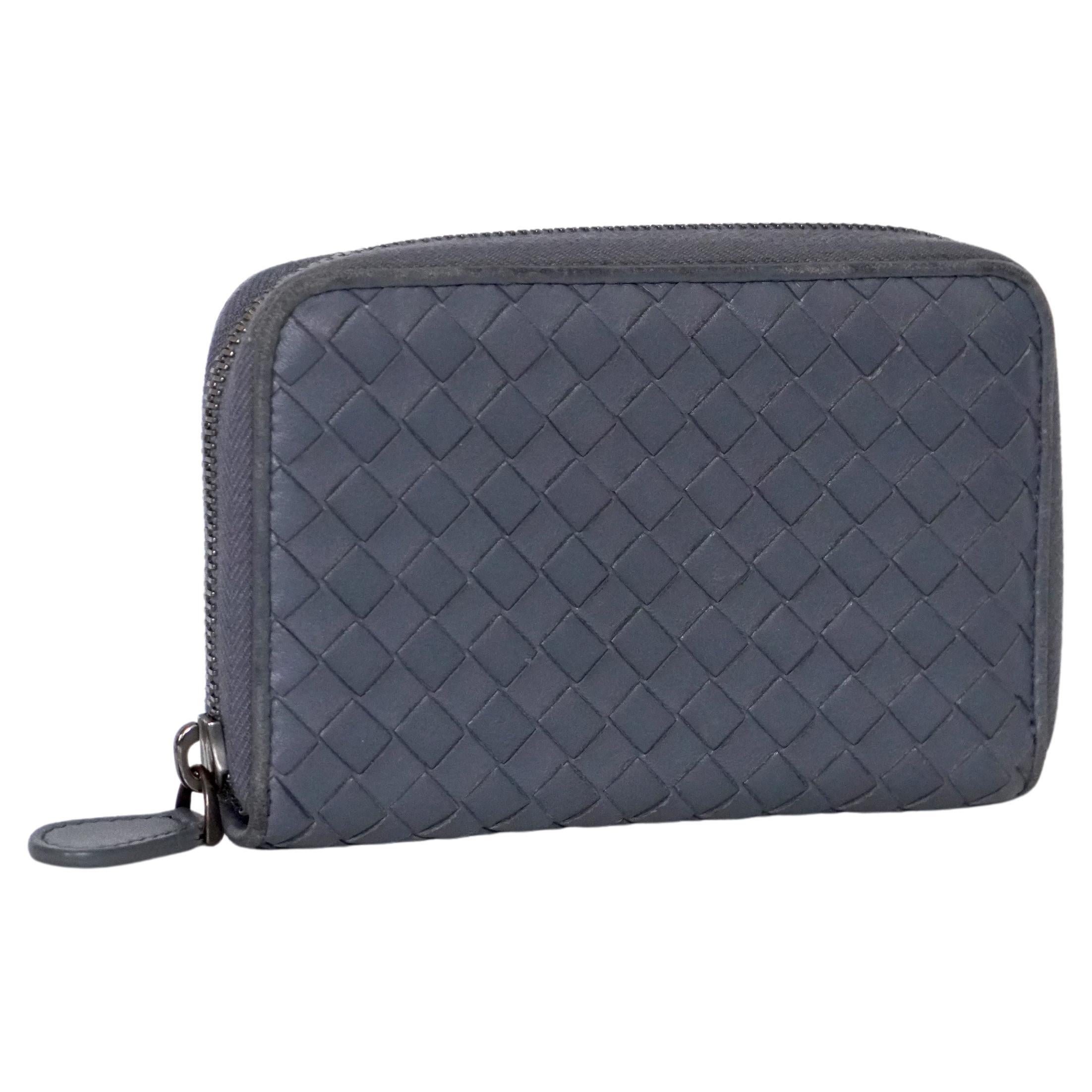 Bottega Veneta Intrecciato Weave Leather Wallet  For Sale