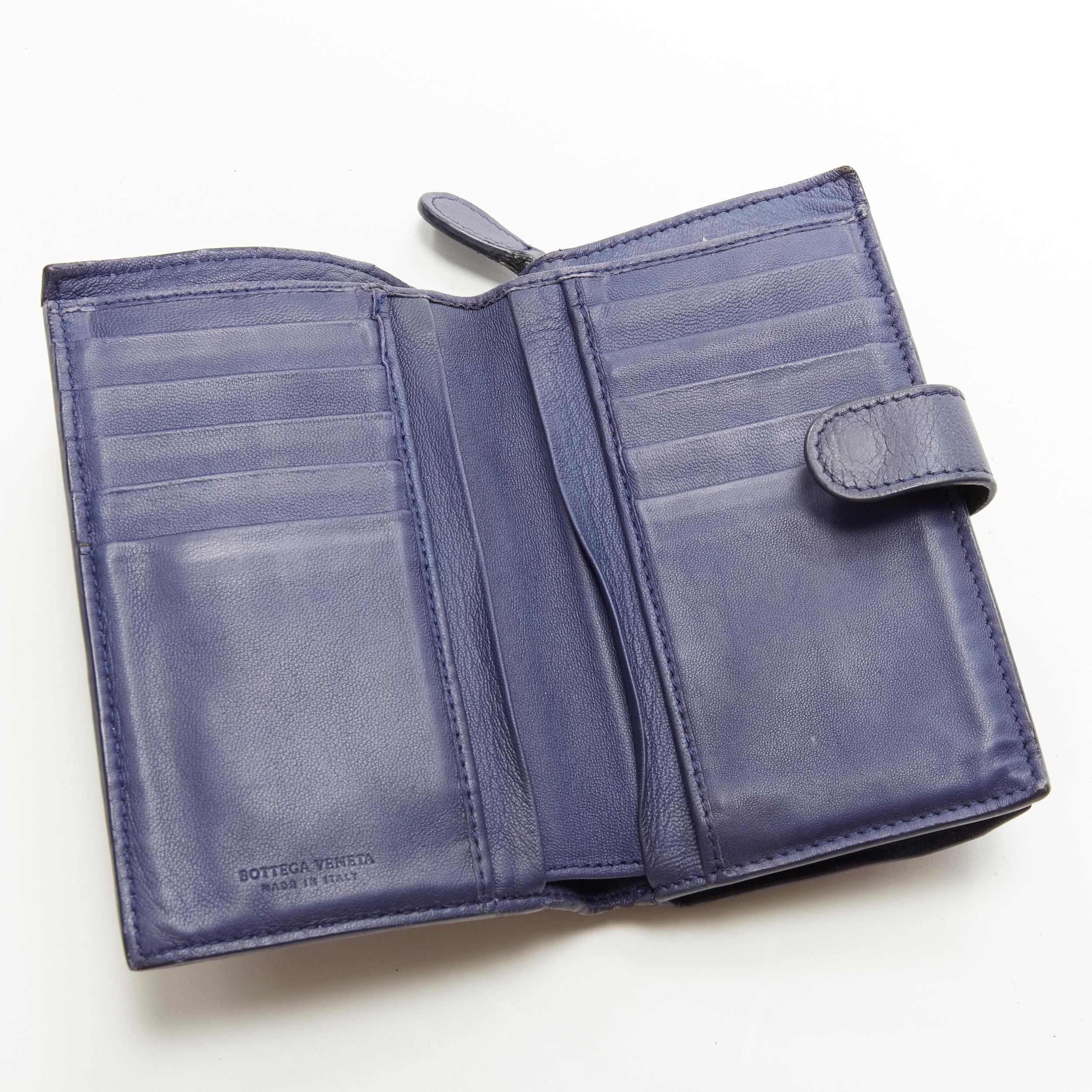 BOTTEGA VENETA Intrecciato Weave navy blue leather zip coins 10-slot wallet 1