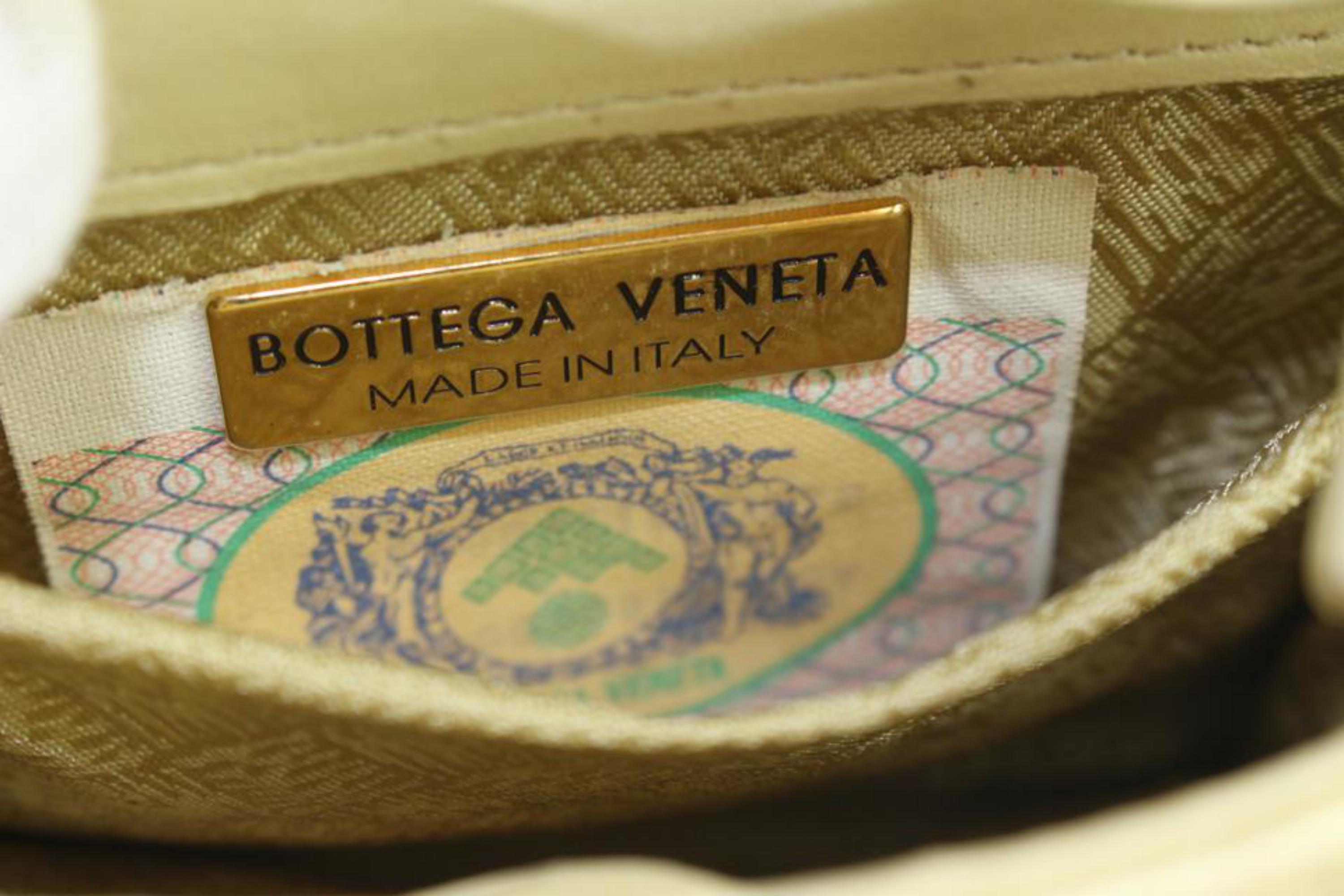 Bottega Veneta Intrecciato Woven Leather Mini Pouch Crossbody Bag 29bt712s In Good Condition In Dix hills, NY
