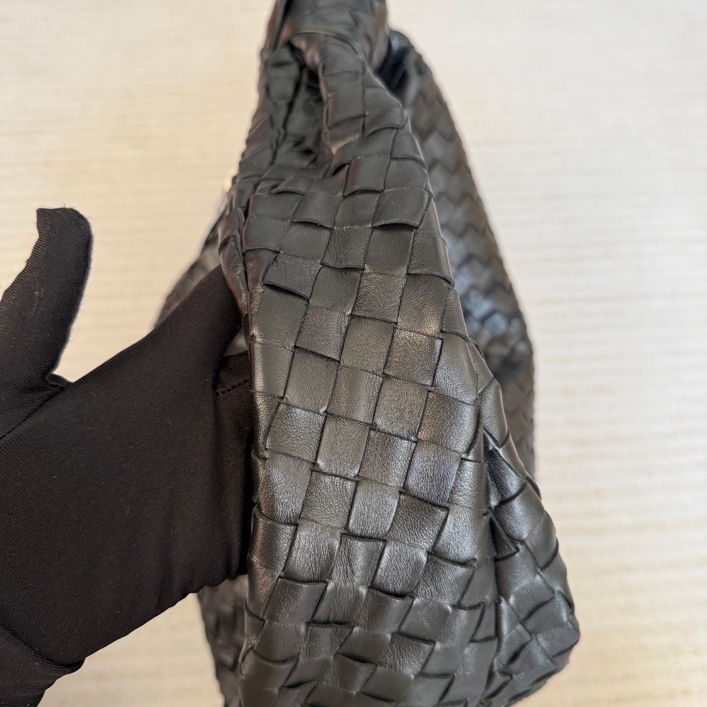 Bottega Veneta Jodie Medium Intrecciato Black Leather Silver Hardware Unisexe en vente