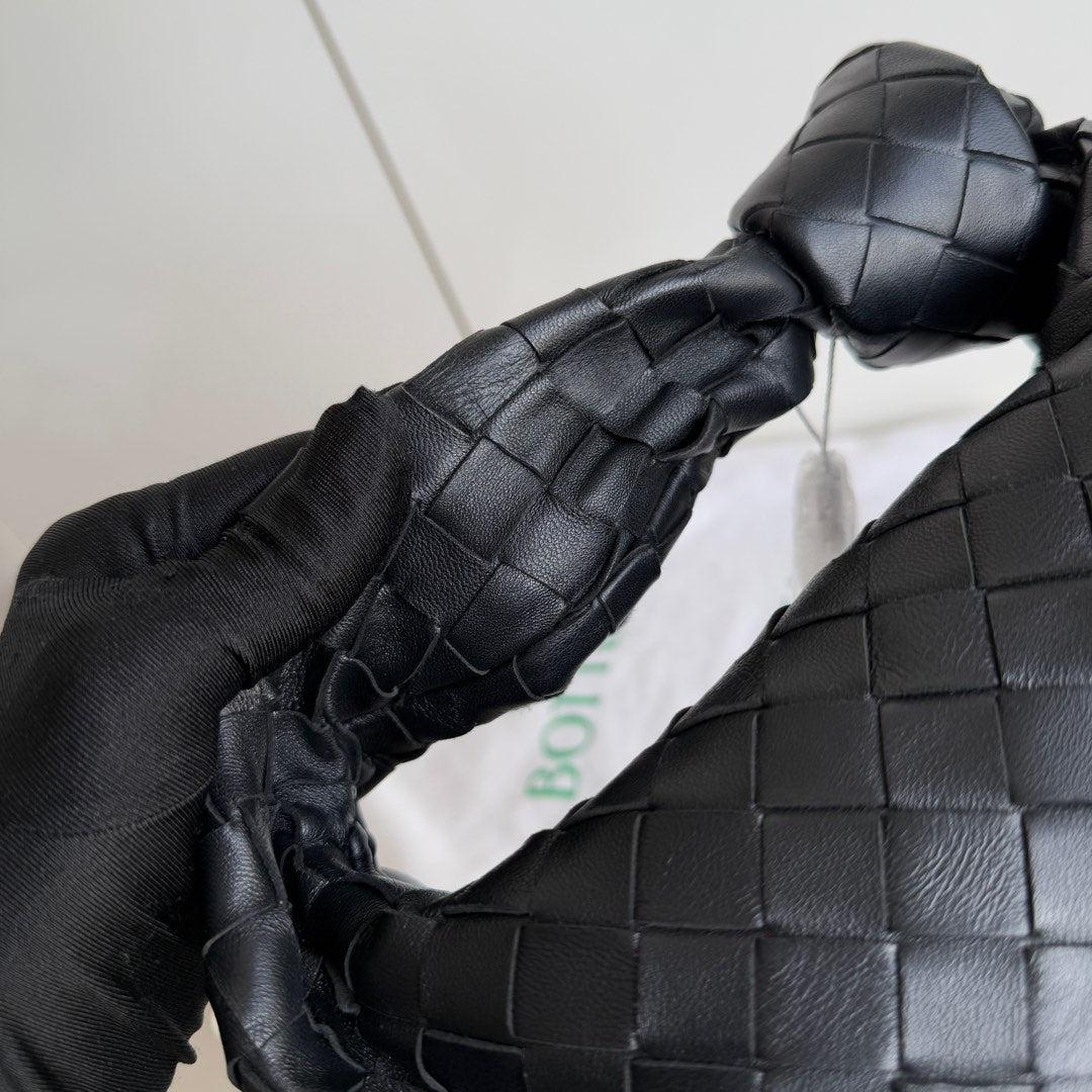 Bottega Veneta Jodie Mini Piel Negra Herrajes Dorados en venta 8