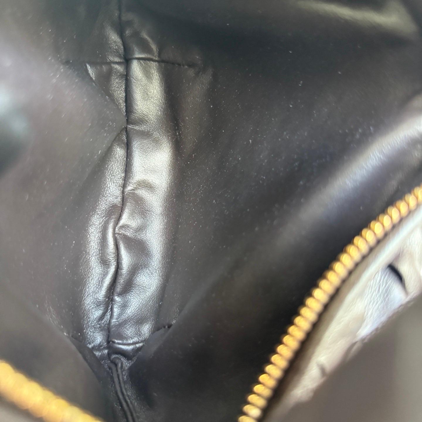 Bottega Veneta Jodie Mini Fondant in pelle di agnello marrone cioccolato scuro B. A. B. in vendita 10