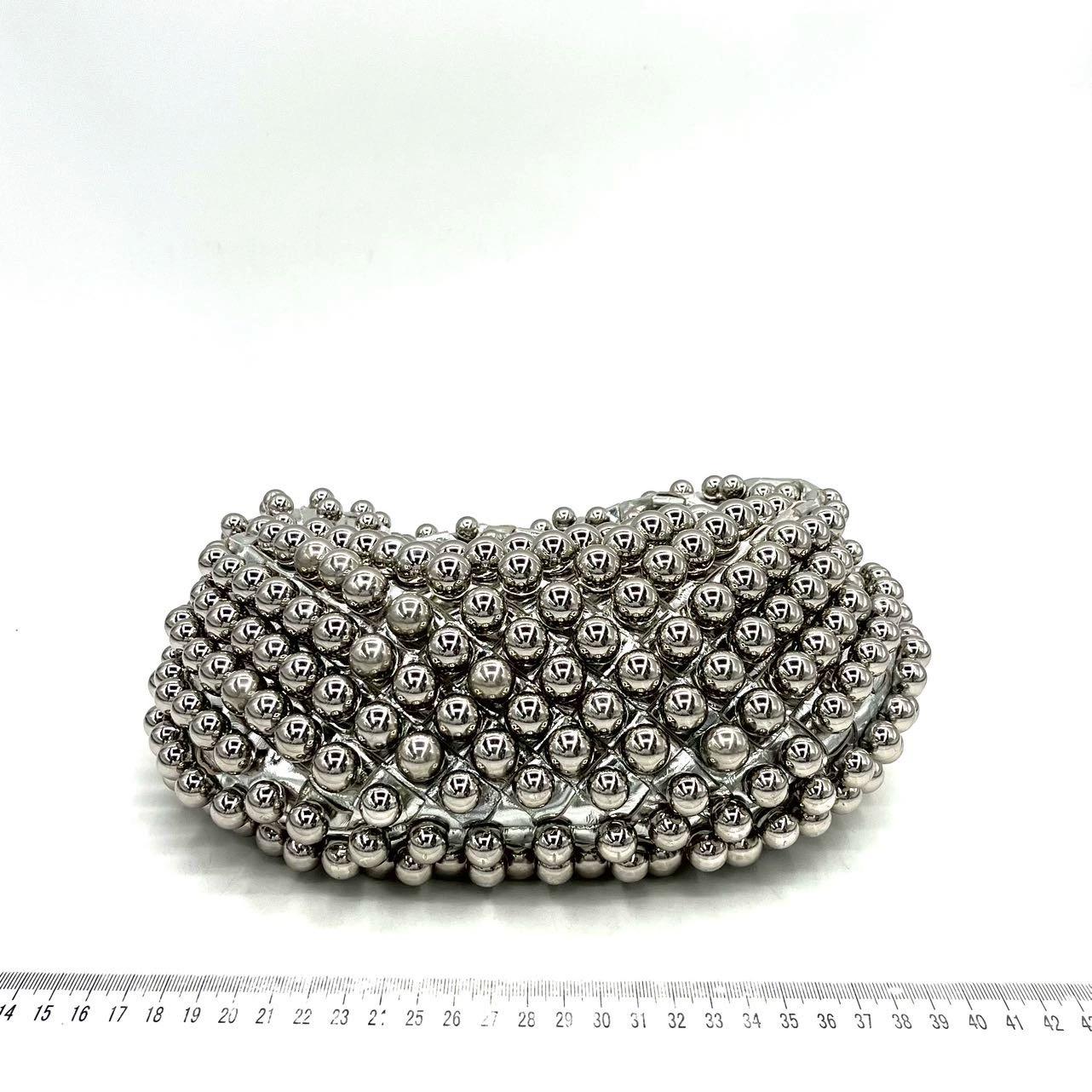 Bottega Veneta Jodie Mini Silver Leather Metallic Studded Rare In Excellent Condition For Sale In AUBERVILLIERS, FR