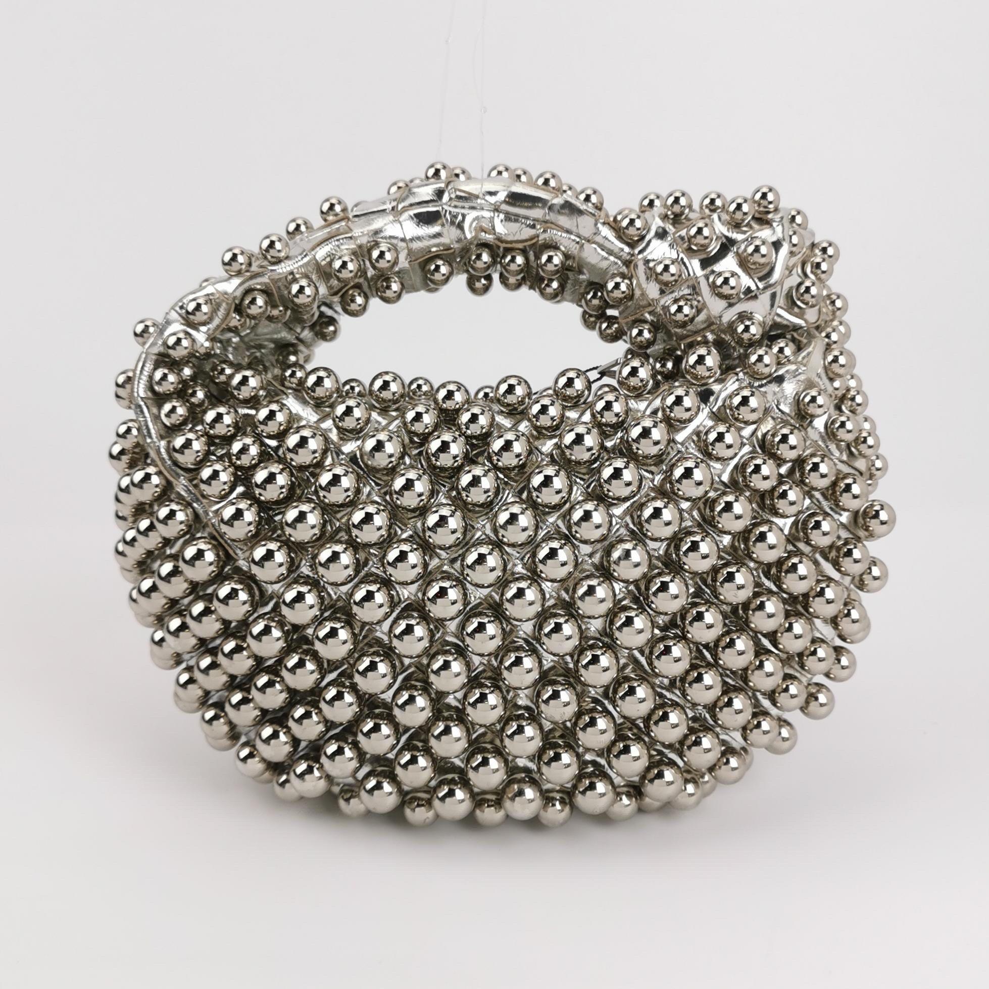 Bottega Veneta JodI Mini Argento Pelle Metallizzata Borchie Rare in vendita 1
