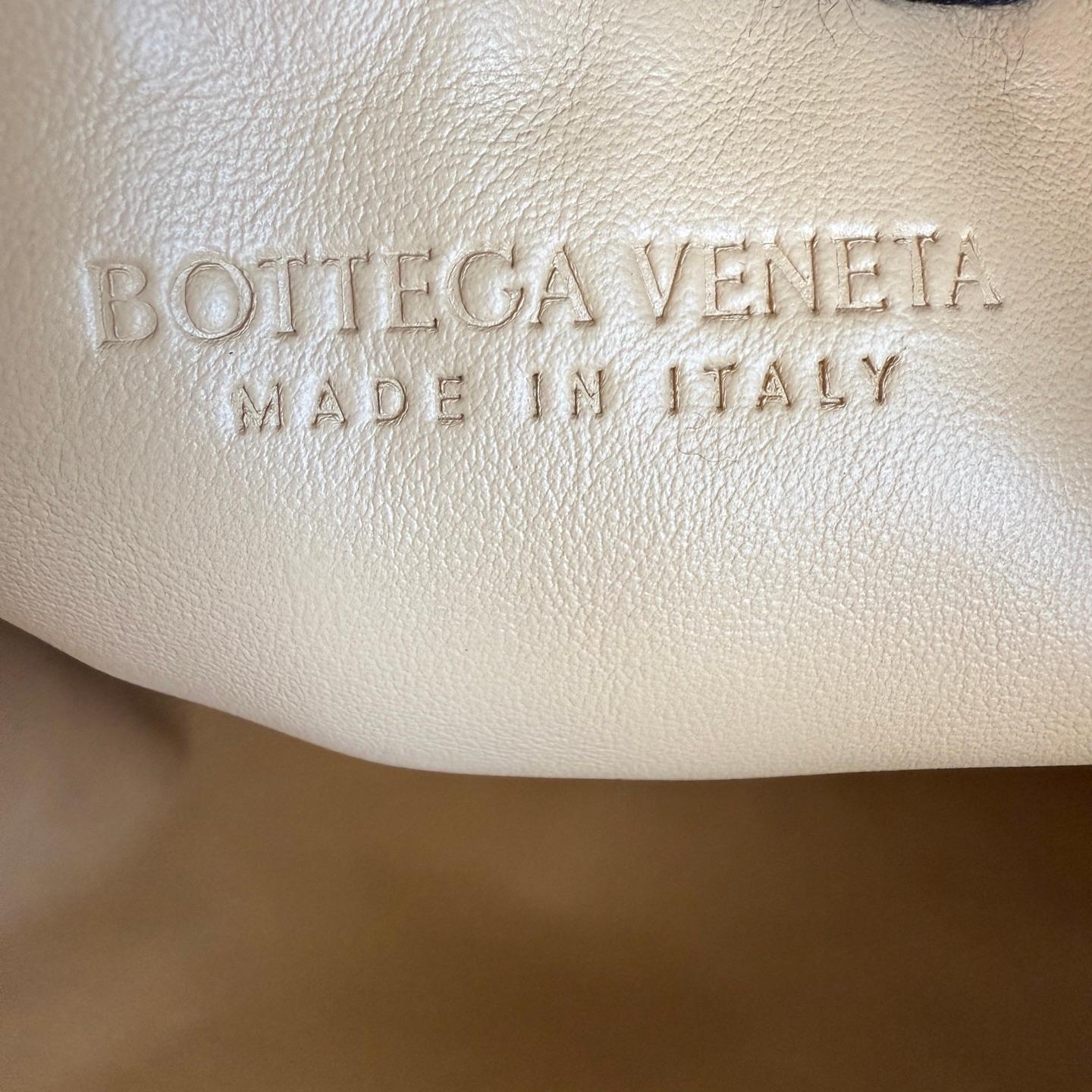 Bottega Veneta Jodie Small Lambskin Leather Beige Oats 36cm 7